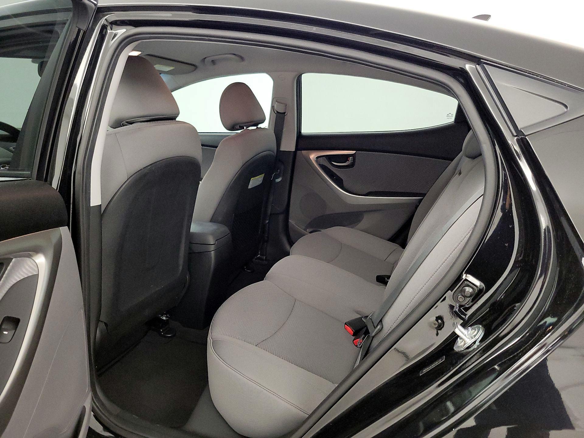 Thumbnail: 2013 Hyundai Elantra - 18