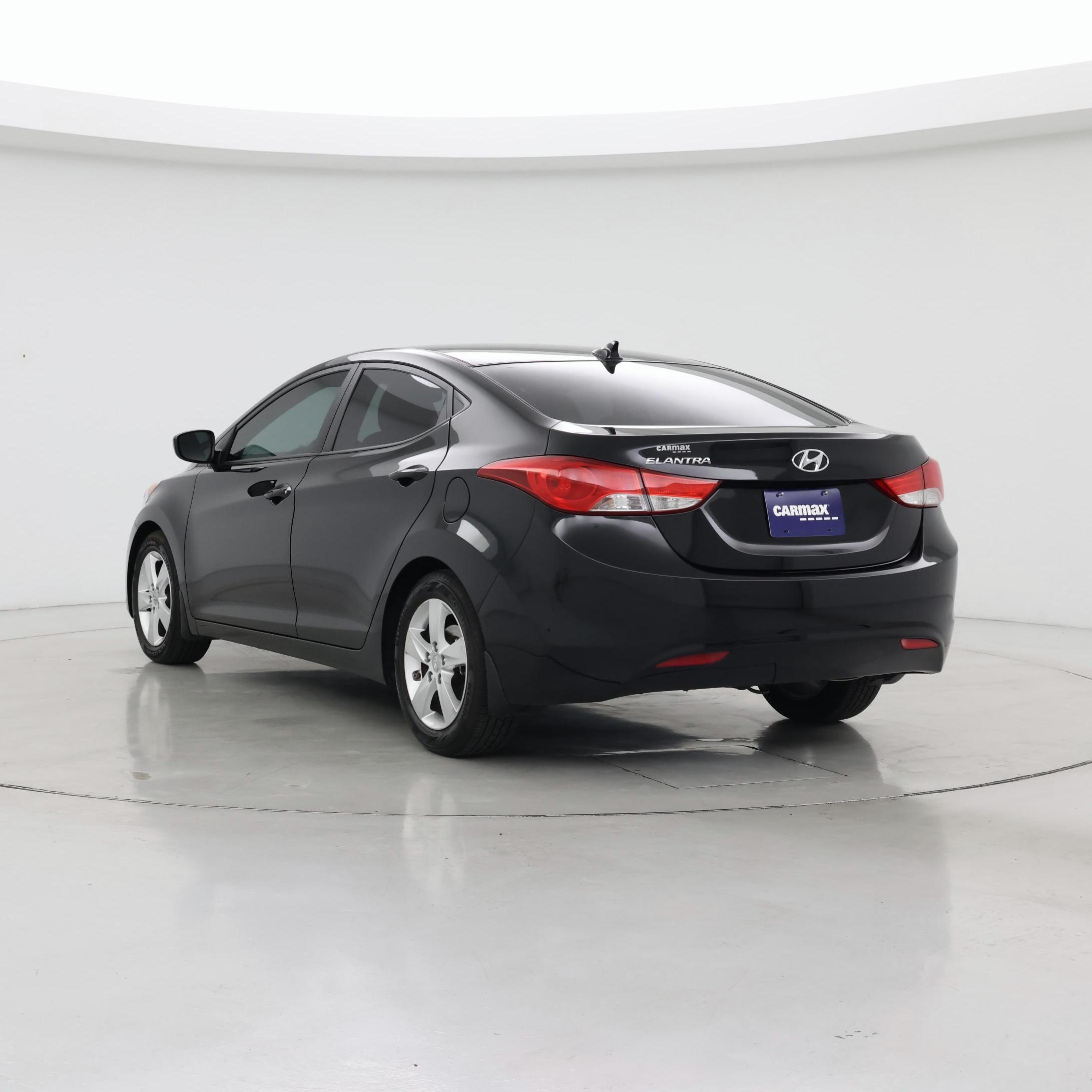 Thumbnail: 2013 Hyundai Elantra - 2