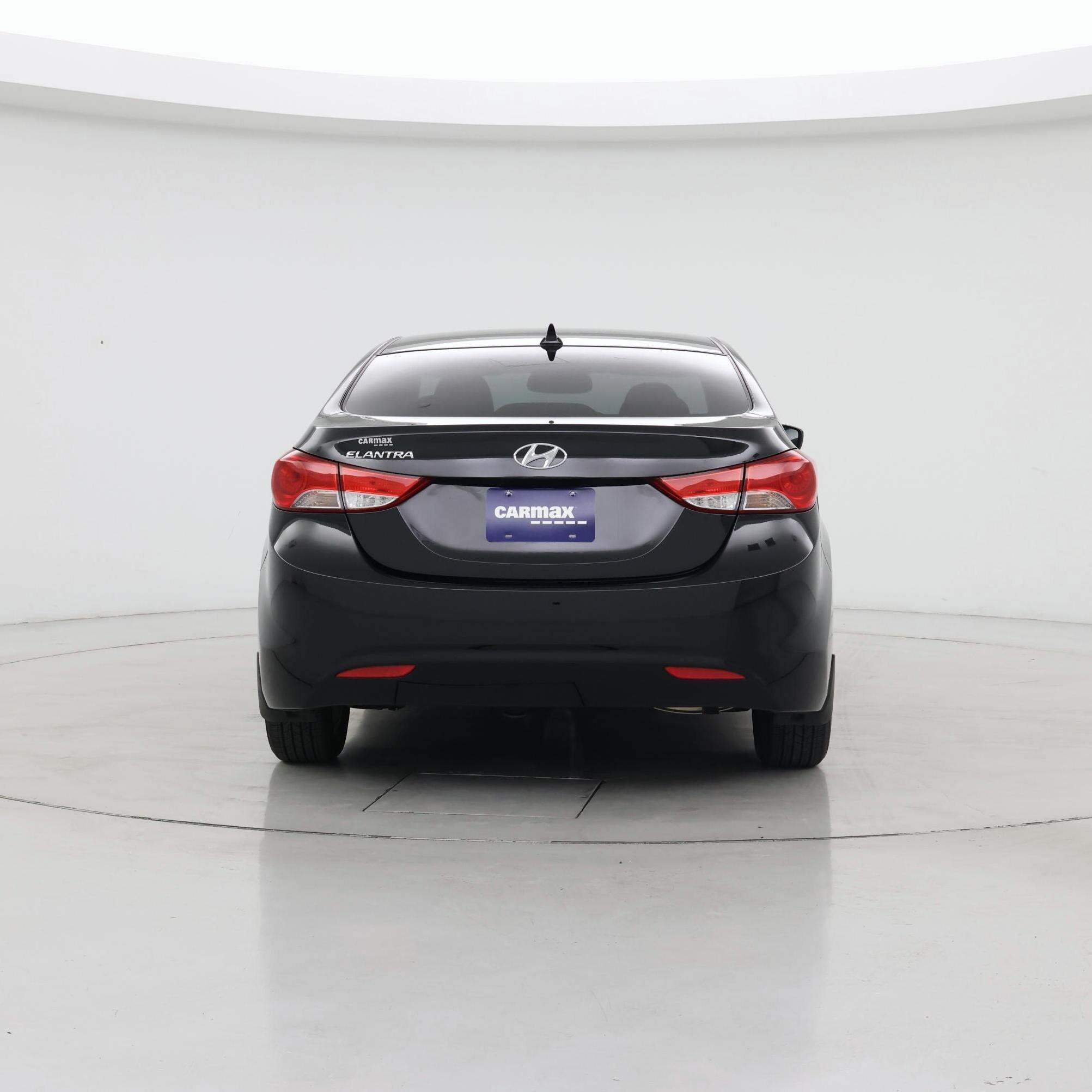 Thumbnail: 2013 Hyundai Elantra - 6