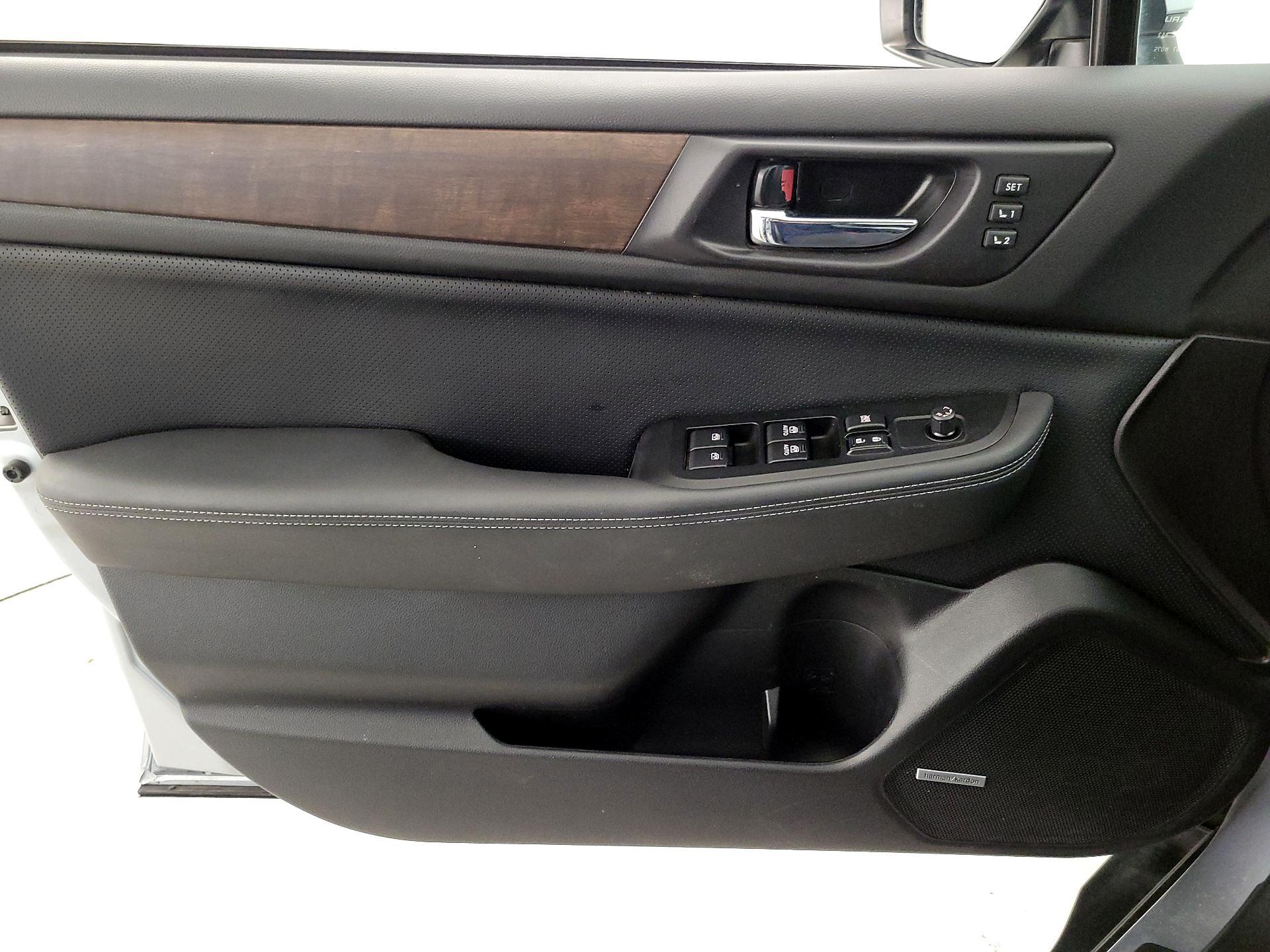 Thumbnail: 2017 Subaru Outback - 12
