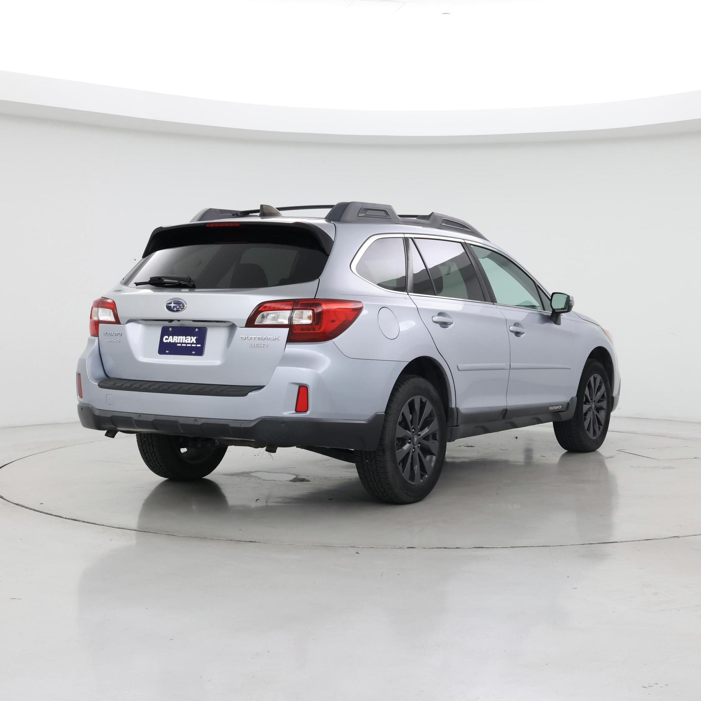 Thumbnail: 2017 Subaru Outback - 8