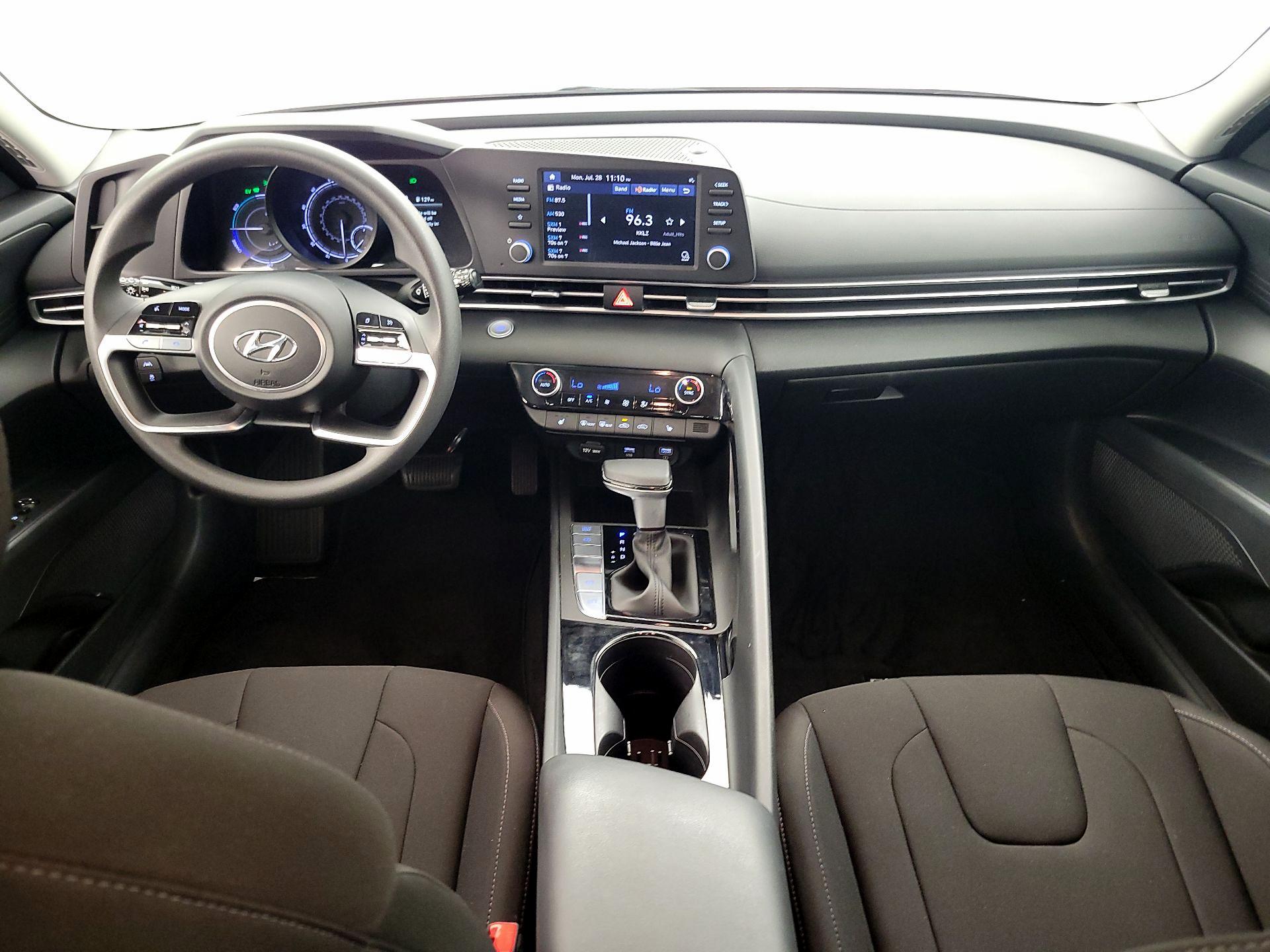 Thumbnail: 2023 Hyundai Elantra - 9