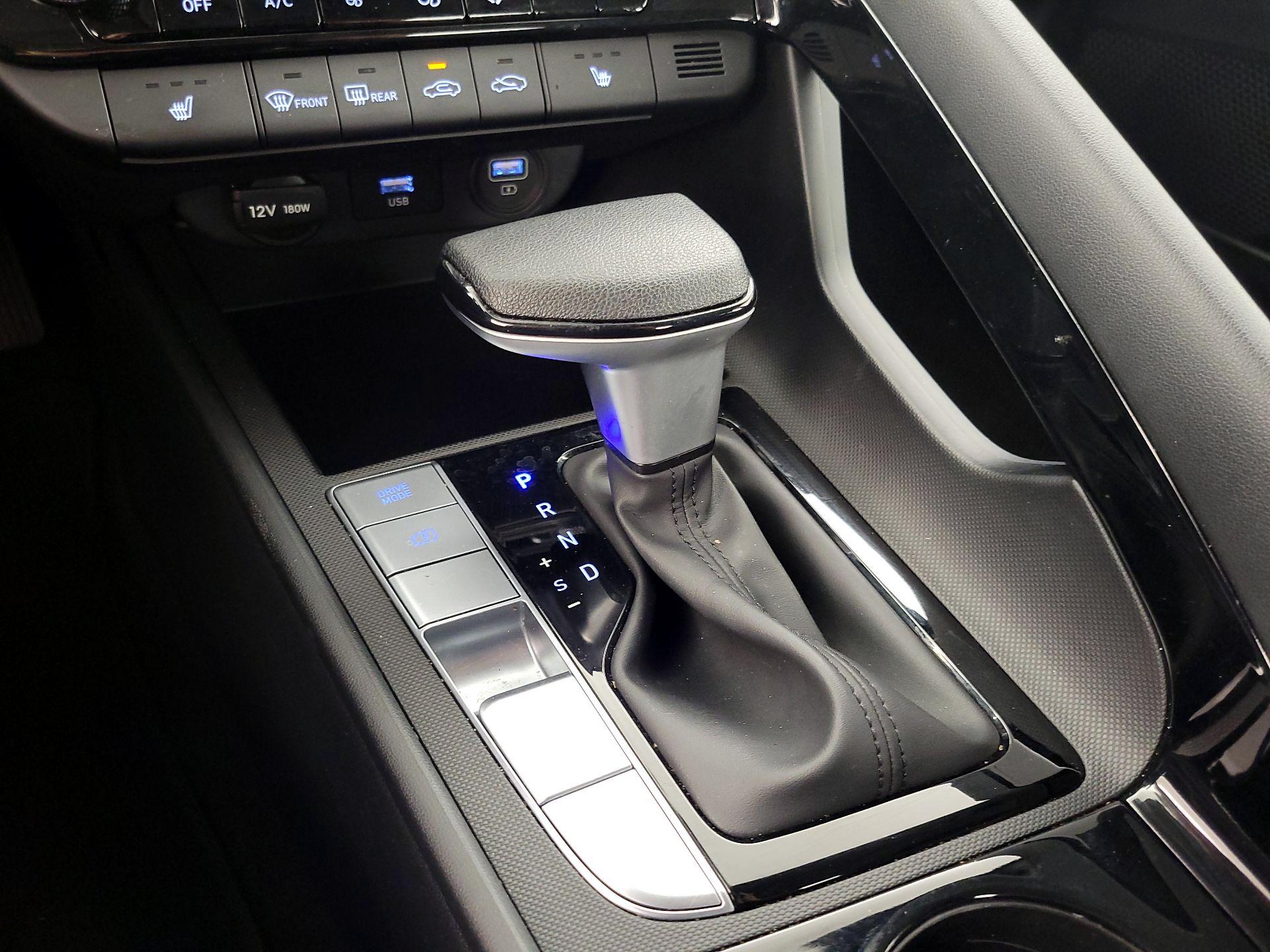 Thumbnail: 2023 Hyundai Elantra - 17
