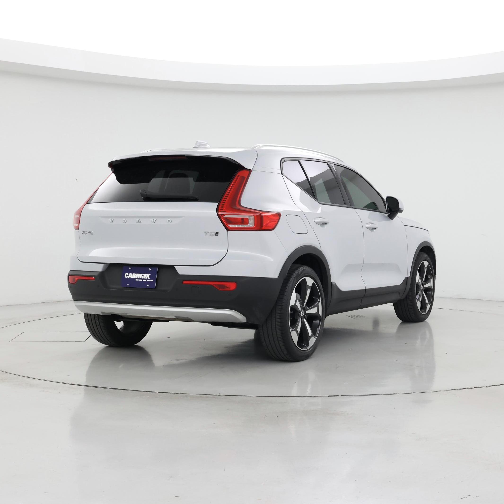 Thumbnail: 2021 Volvo XC40 - 8