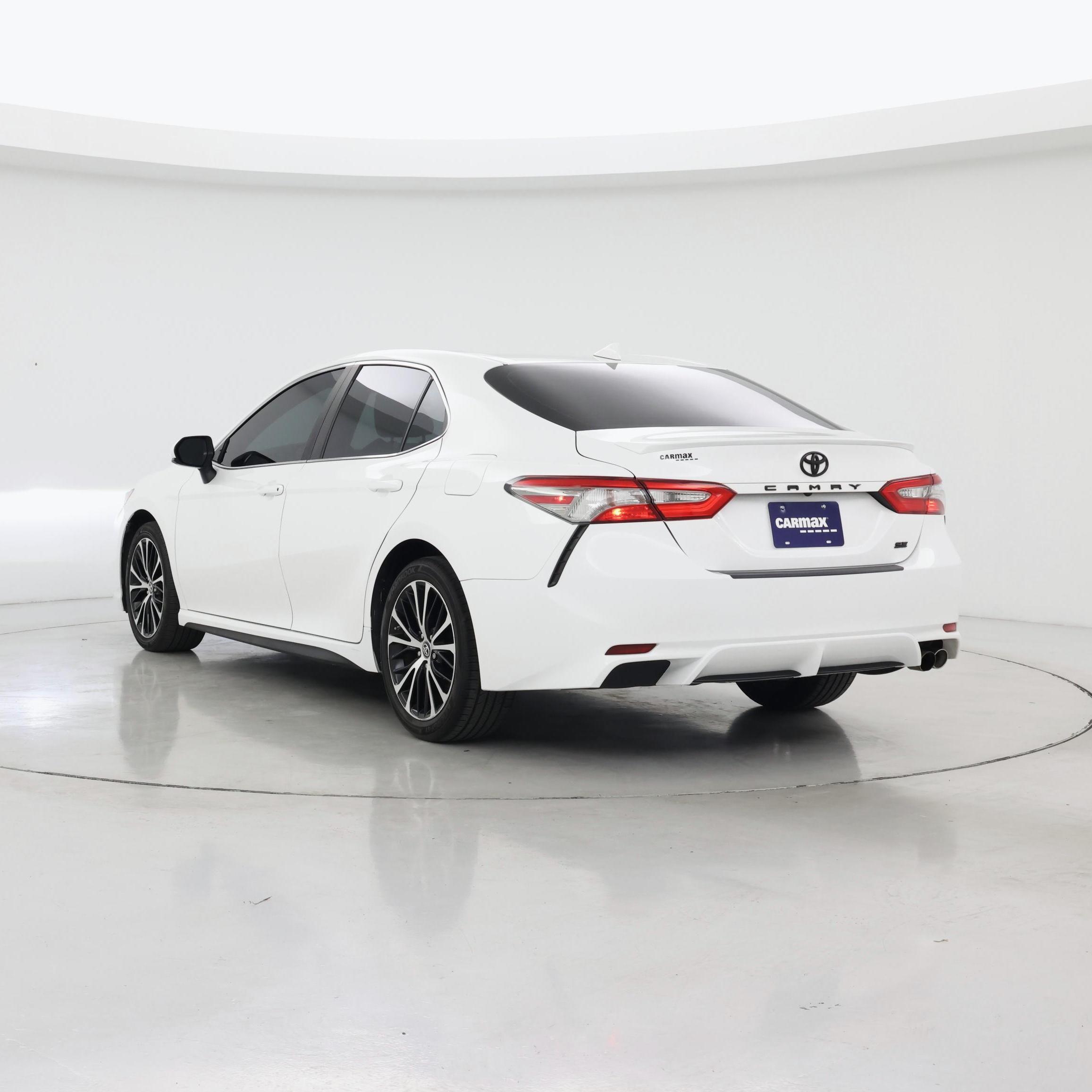Thumbnail: 2019 Toyota Camry - 2