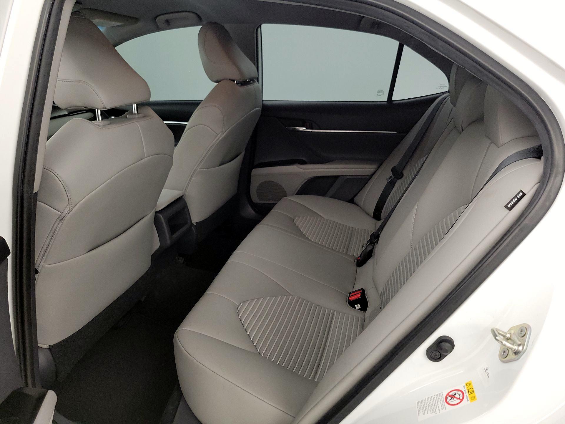 Thumbnail: 2019 Toyota Camry - 19
