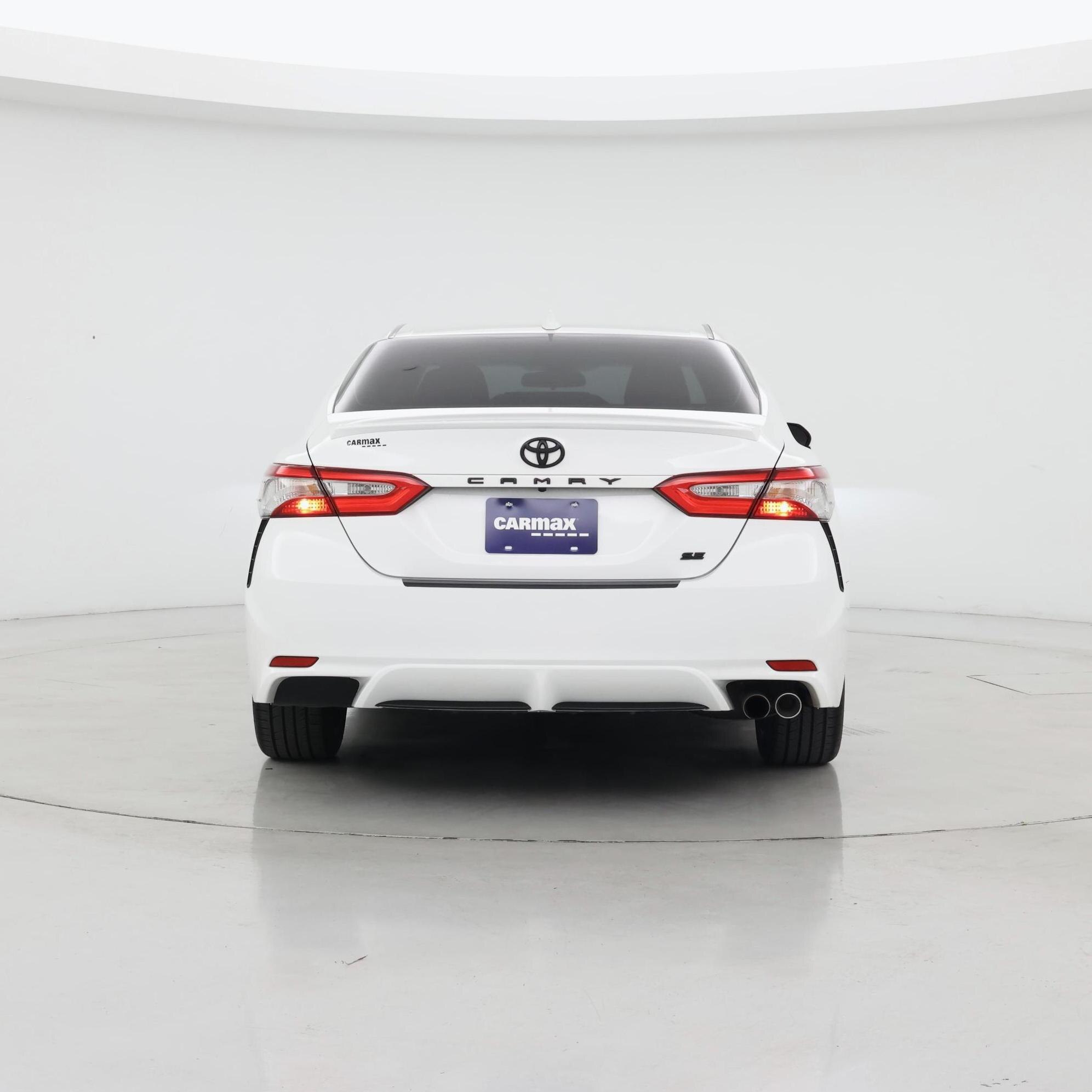 Thumbnail: 2019 Toyota Camry - 6