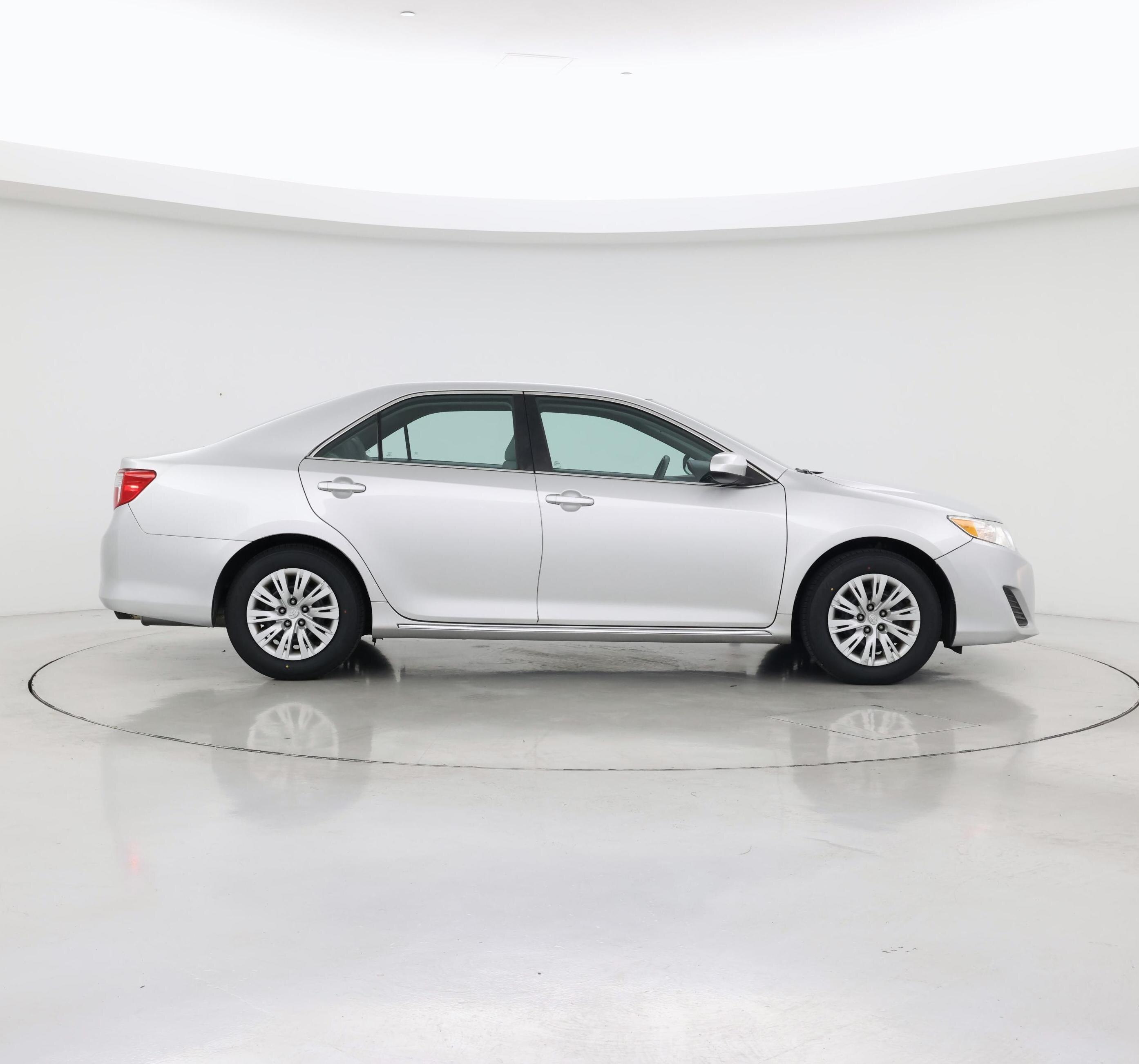 Thumbnail: 2013 Toyota Camry - 7