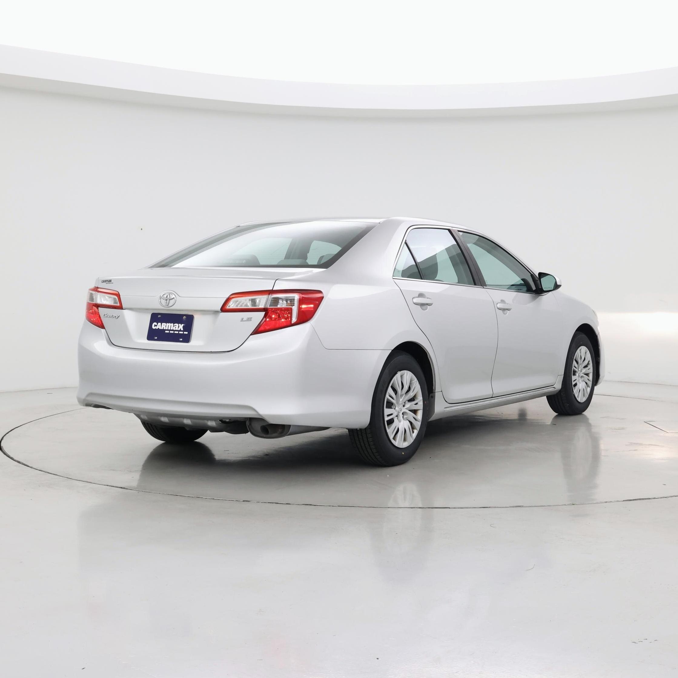 Thumbnail: 2013 Toyota Camry - 8