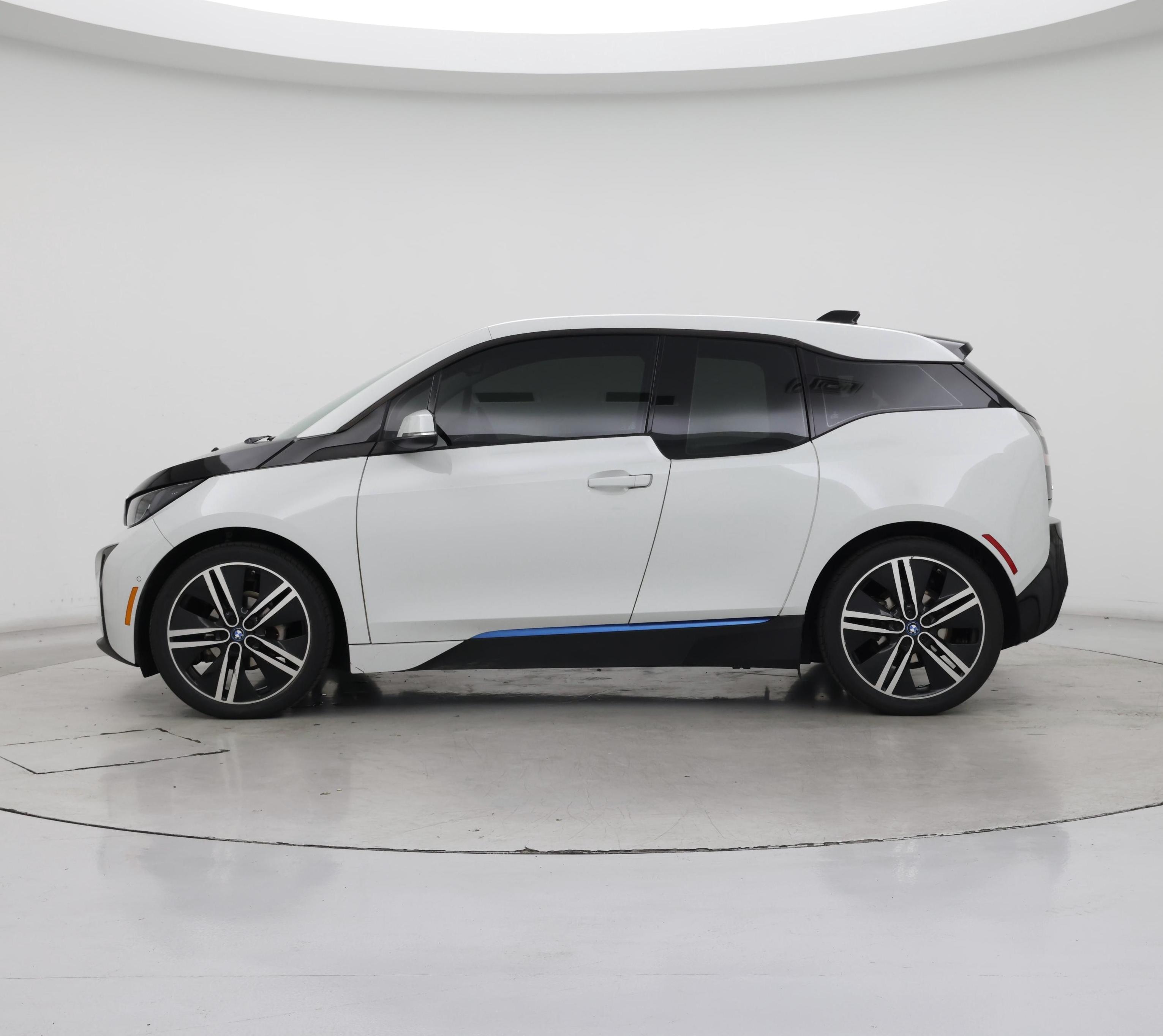Thumbnail: 2015 BMW i3 - 3