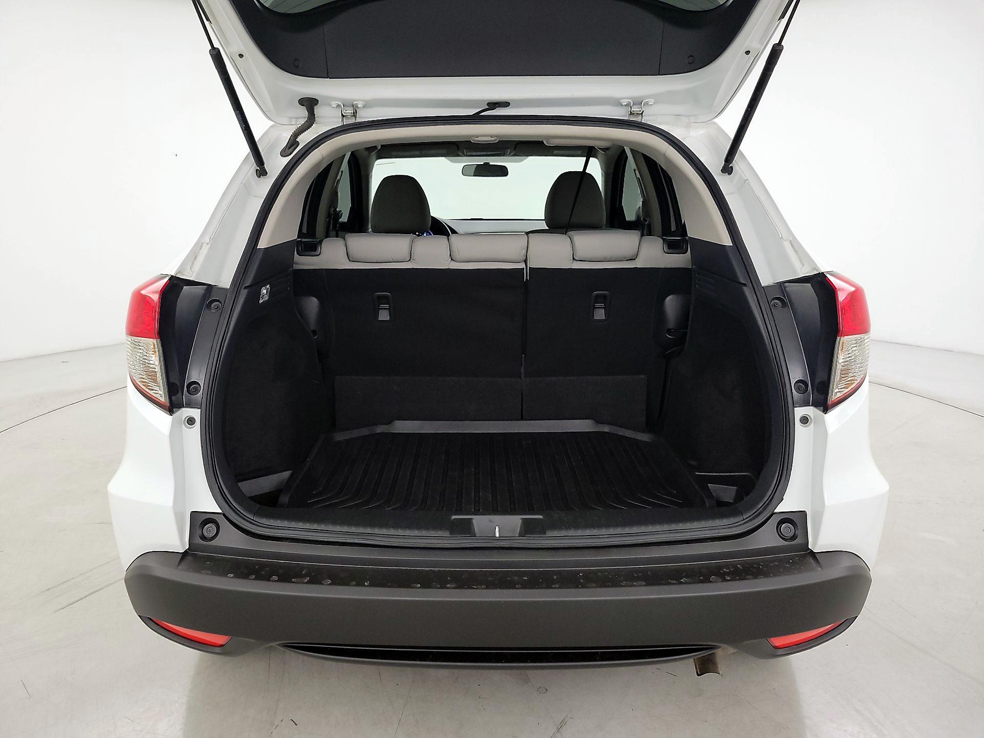 Thumbnail: 2022 Honda HR-V - 19