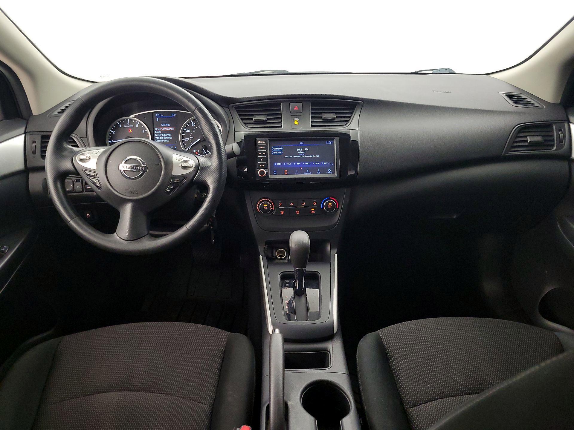 Thumbnail: 2019 Nissan Sentra - 9