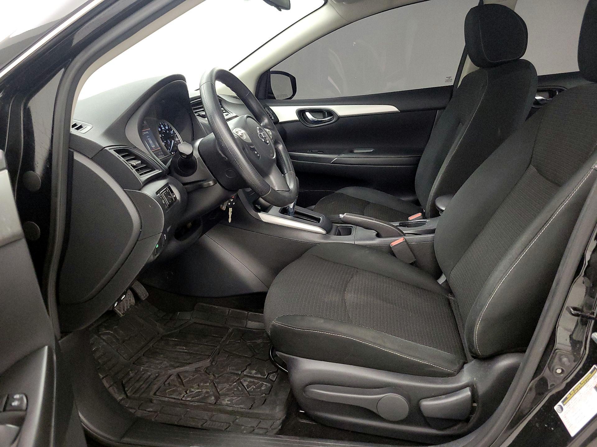 Thumbnail: 2019 Nissan Sentra - 11