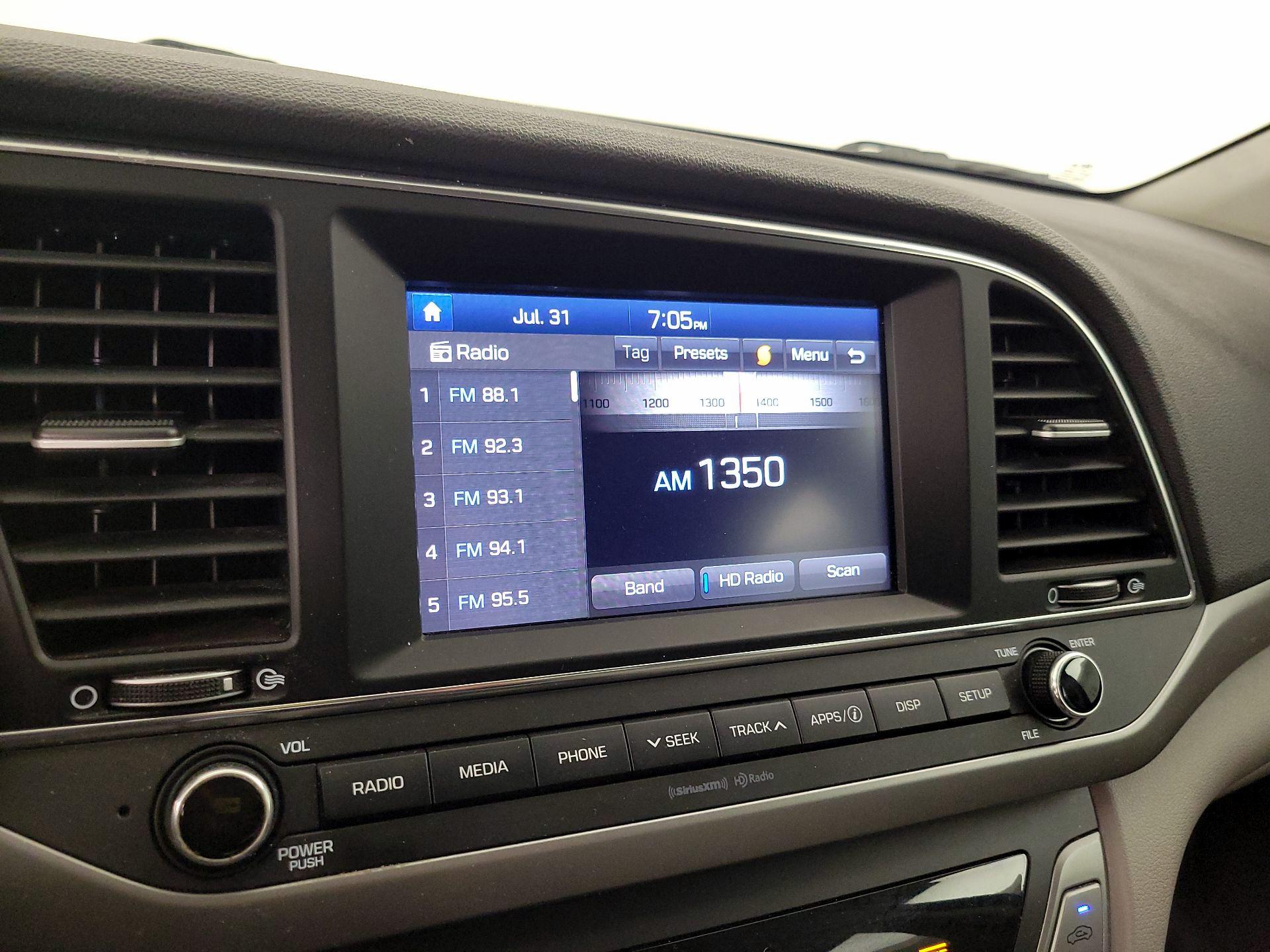 Thumbnail: 2017 Hyundai Elantra - 15