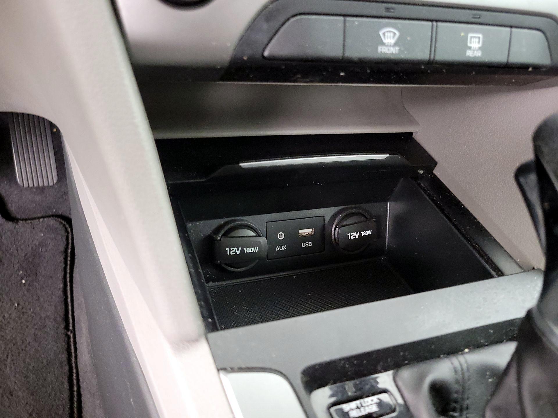 Thumbnail: 2017 Hyundai Elantra - 18