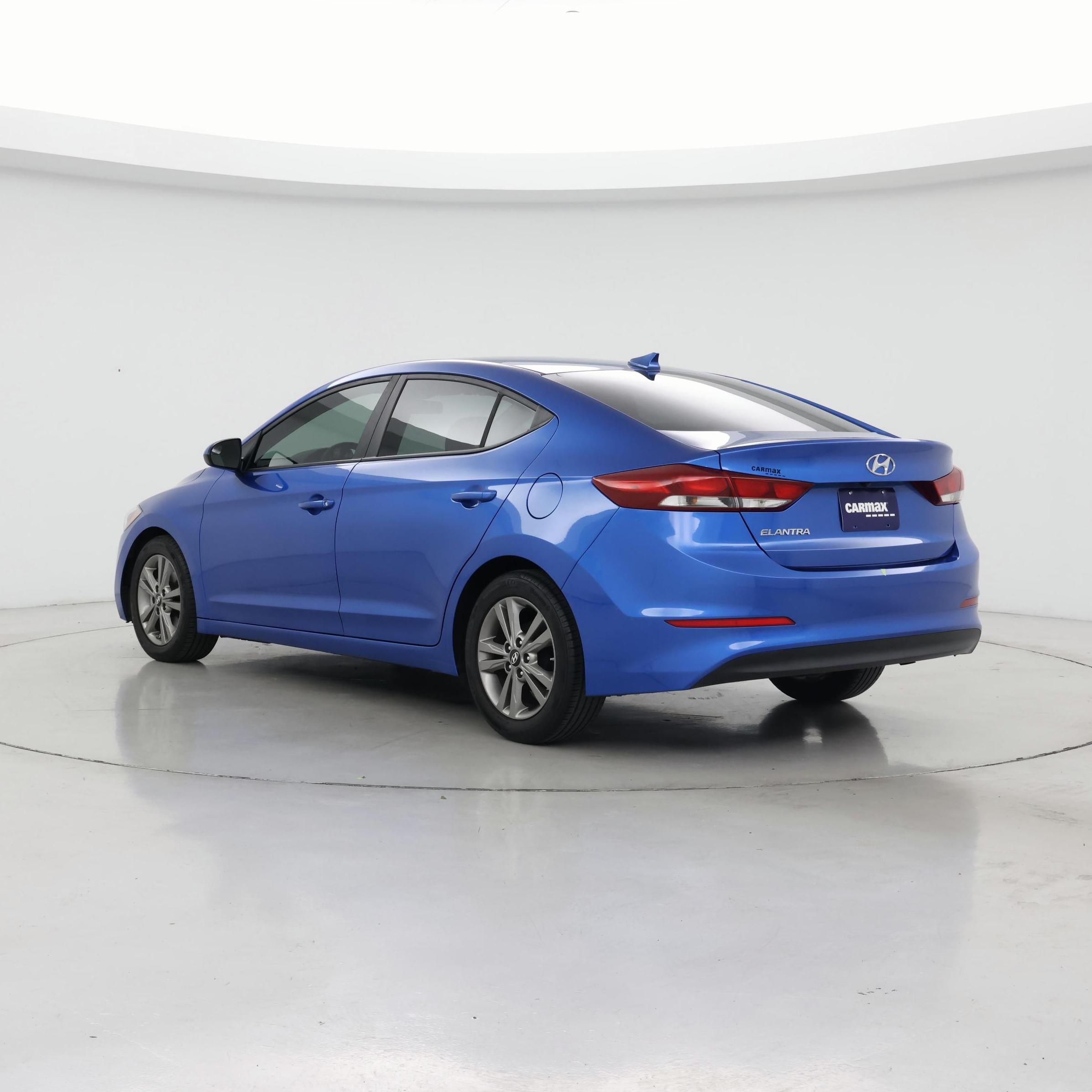 Thumbnail: 2017 Hyundai Elantra - 2