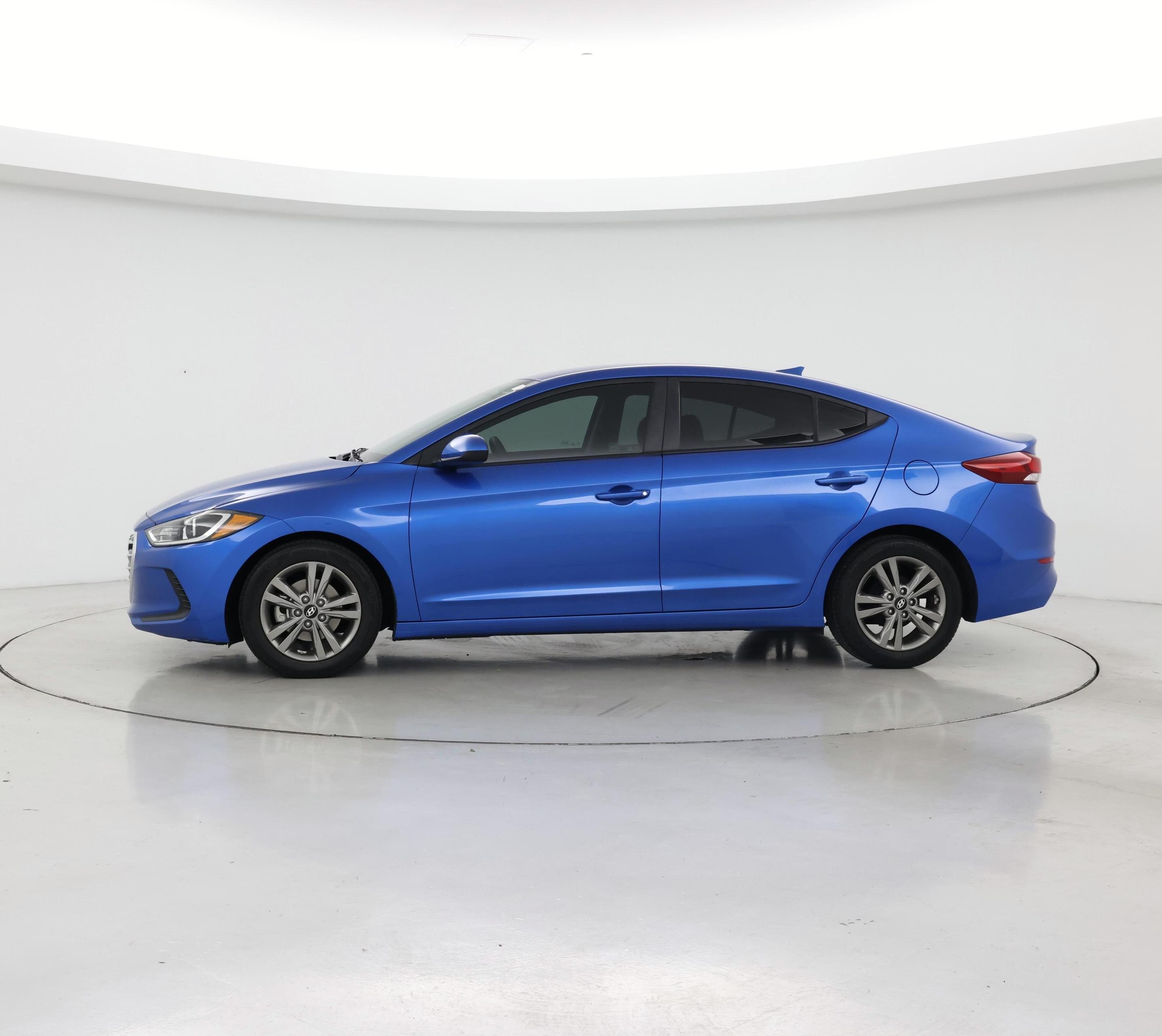 Thumbnail: 2017 Hyundai Elantra - 3