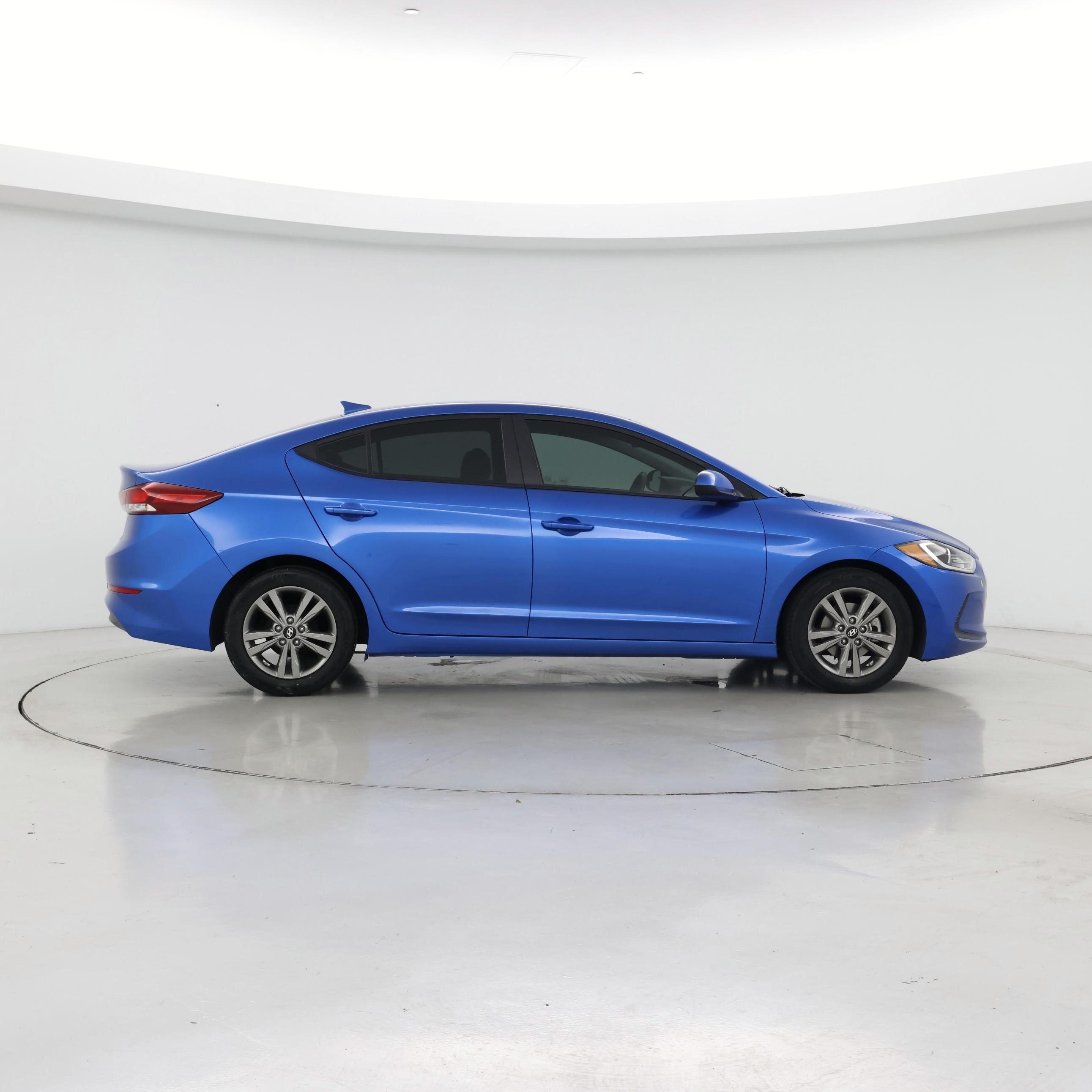 Thumbnail: 2017 Hyundai Elantra - 7