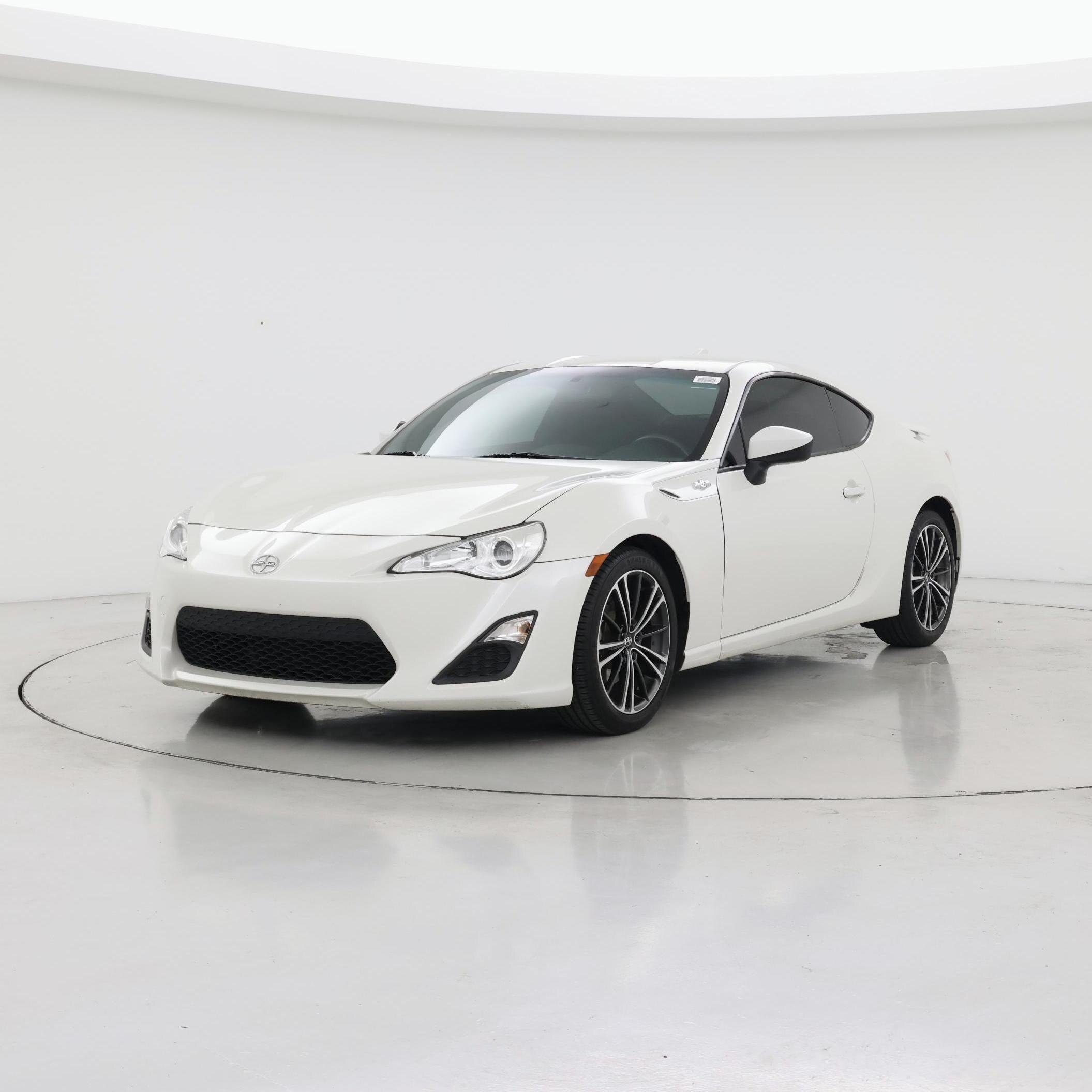 Thumbnail: 2015 Scion FR-S - 4