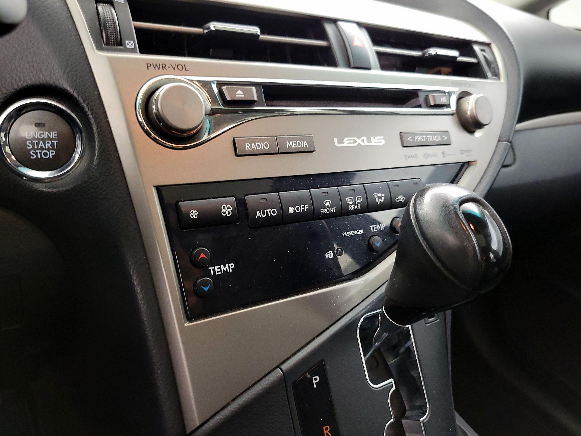 Thumbnail: 2015 Lexus RX - 17