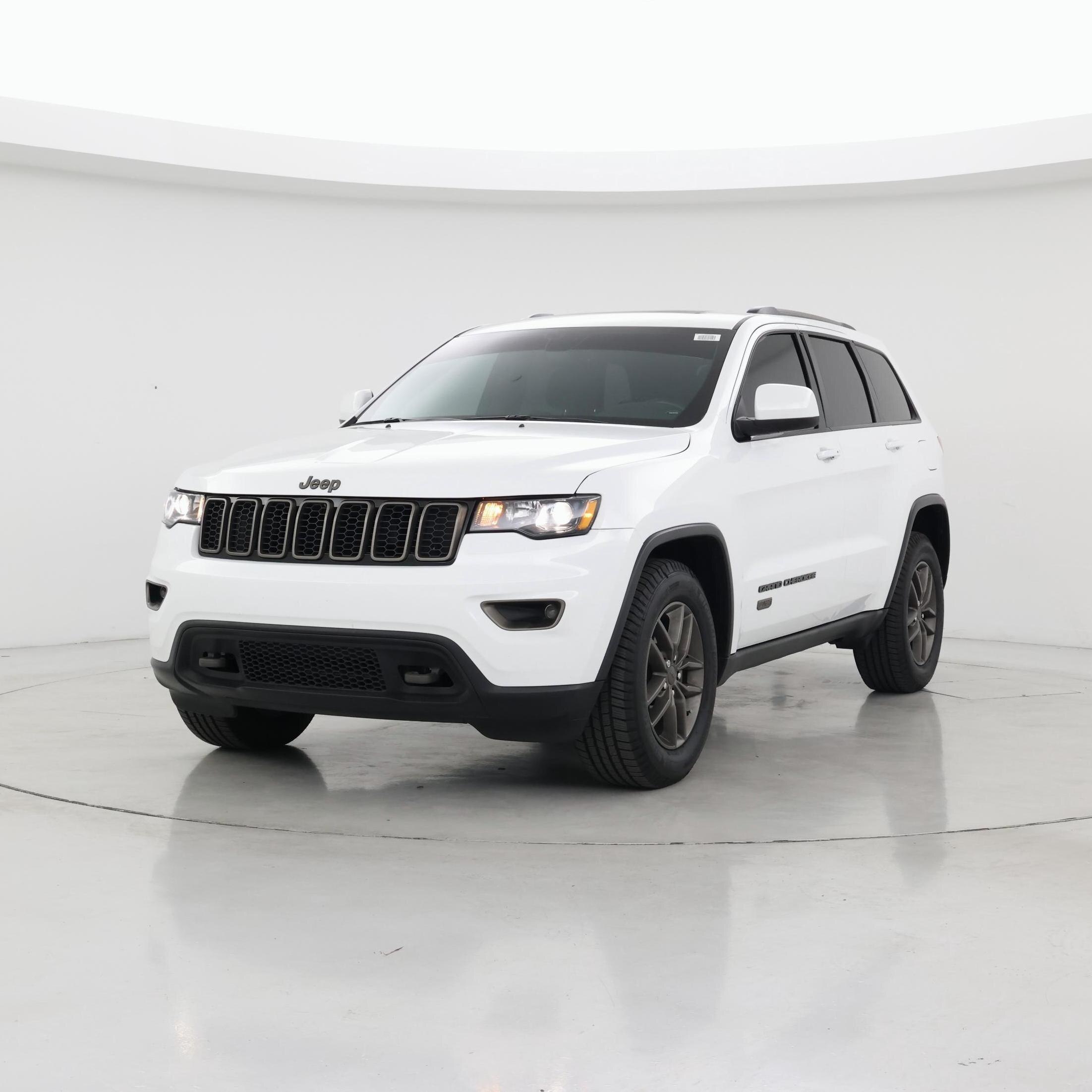 Thumbnail: 2016 Jeep Grand Cherokee - 4