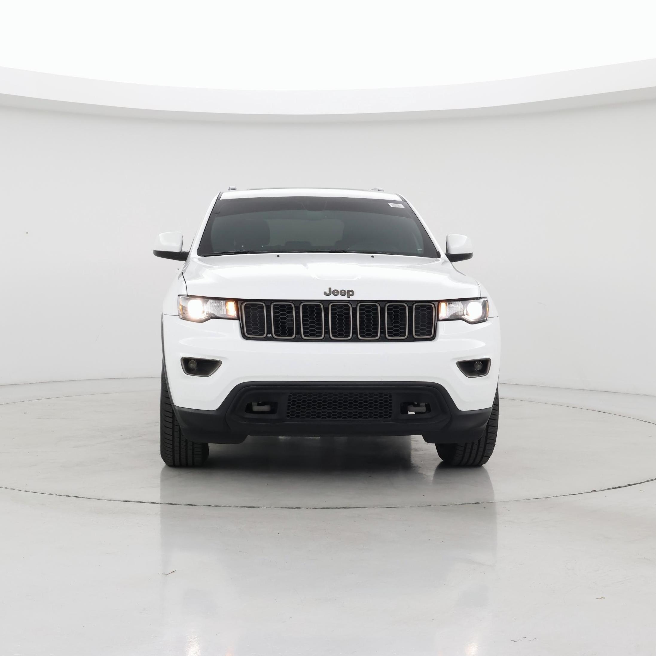 Thumbnail: 2016 Jeep Grand Cherokee - 5