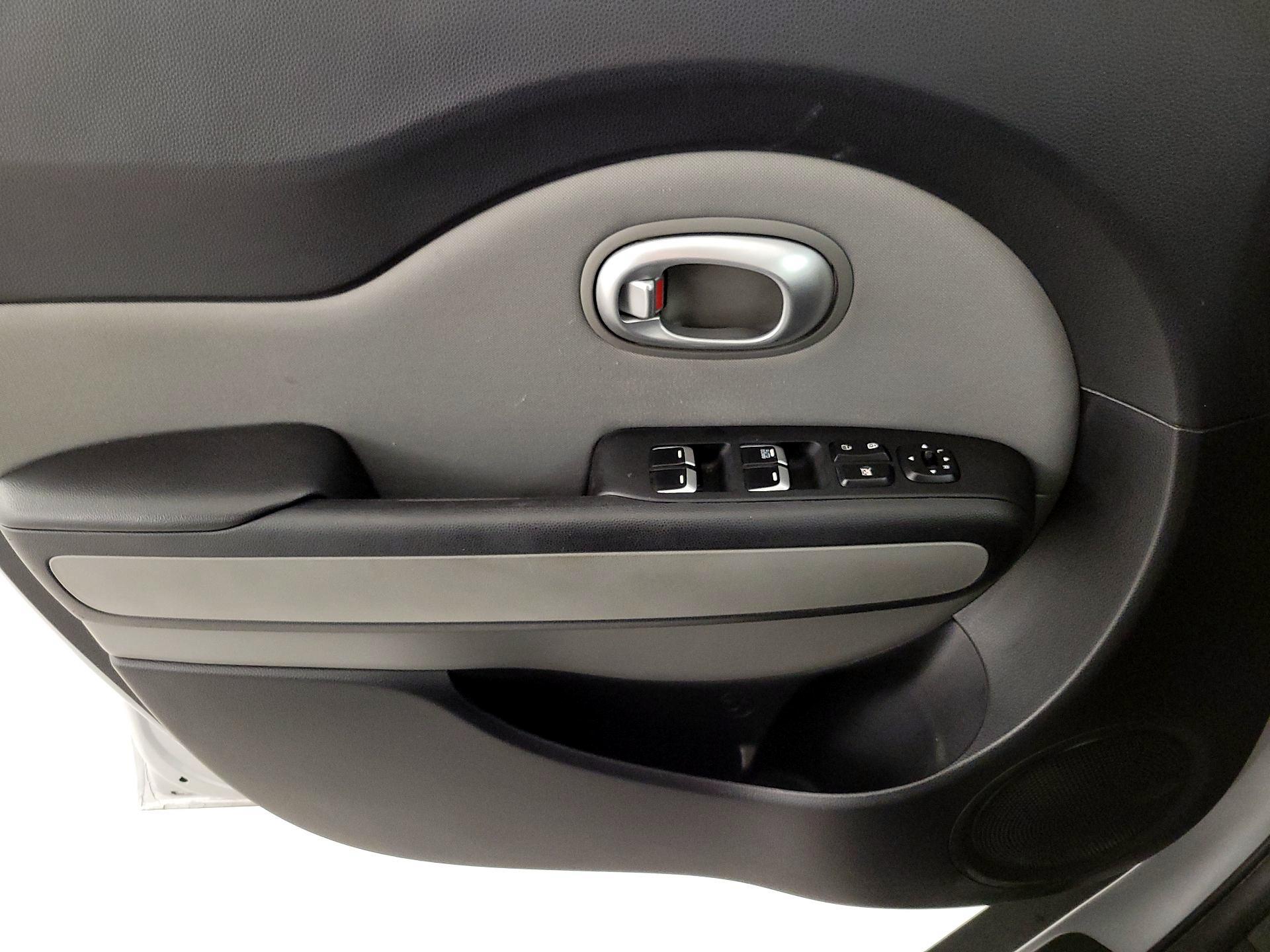 Thumbnail: 2019 Kia Soul - 12
