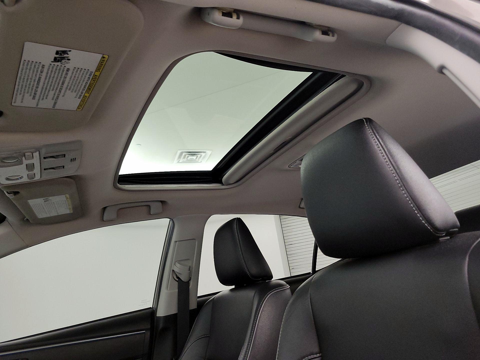 Thumbnail: 2016 Toyota Corolla - 19