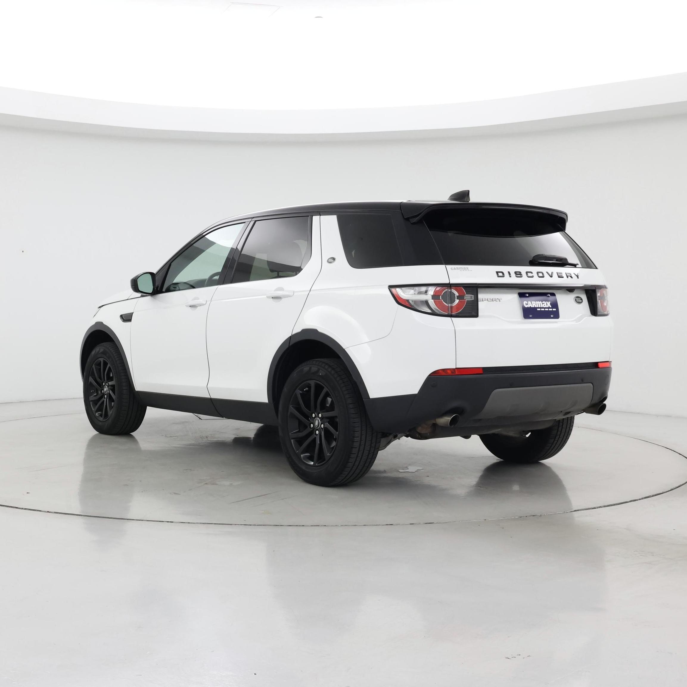 Thumbnail: 2019 Land Rover Discovery Sport - 2