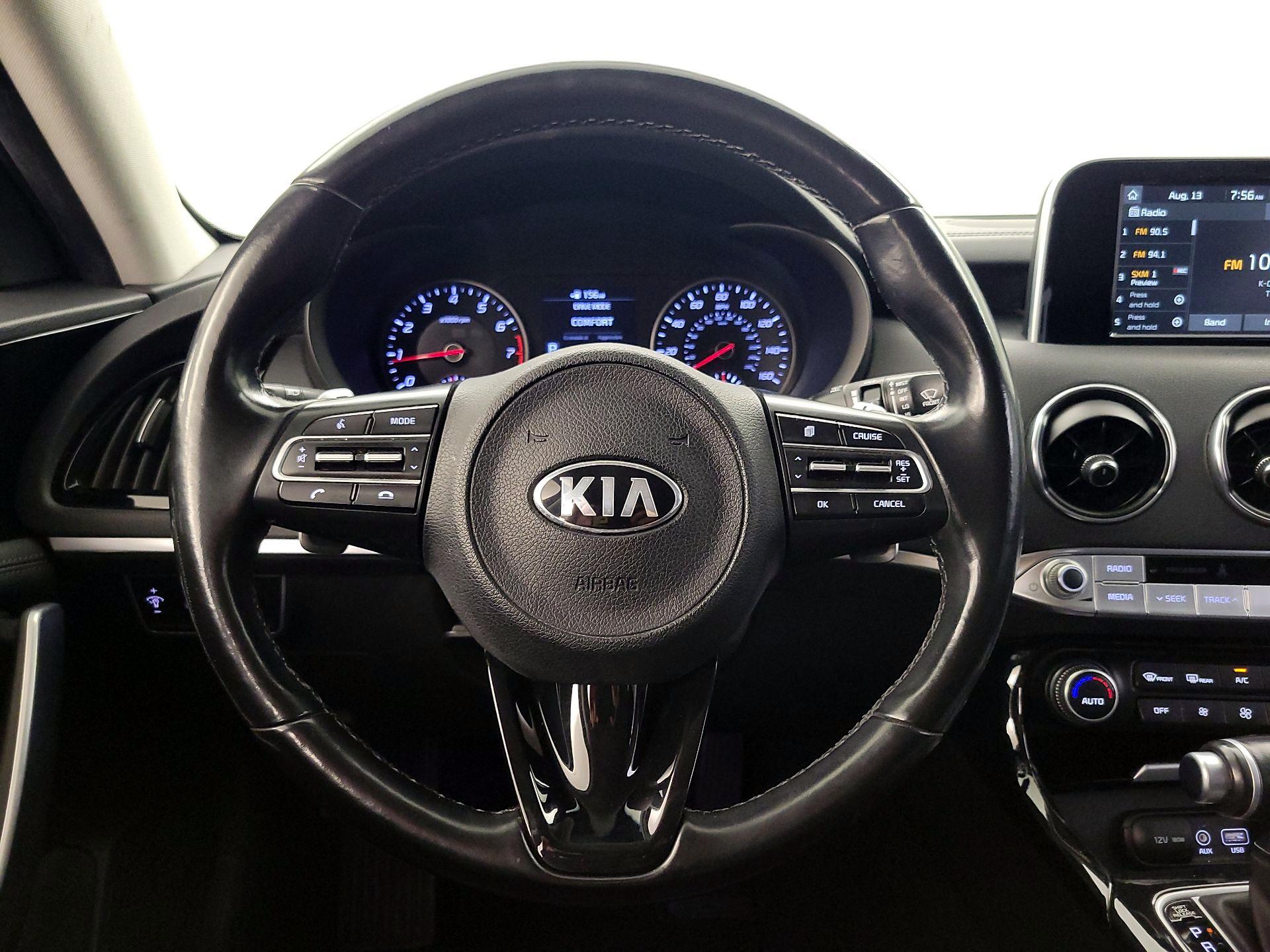 Thumbnail: 2018 Kia Stinger - 10