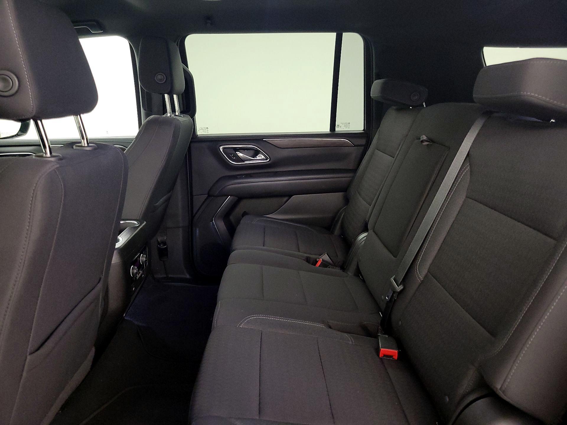 Thumbnail: 2023 Chevrolet Suburban - 19
