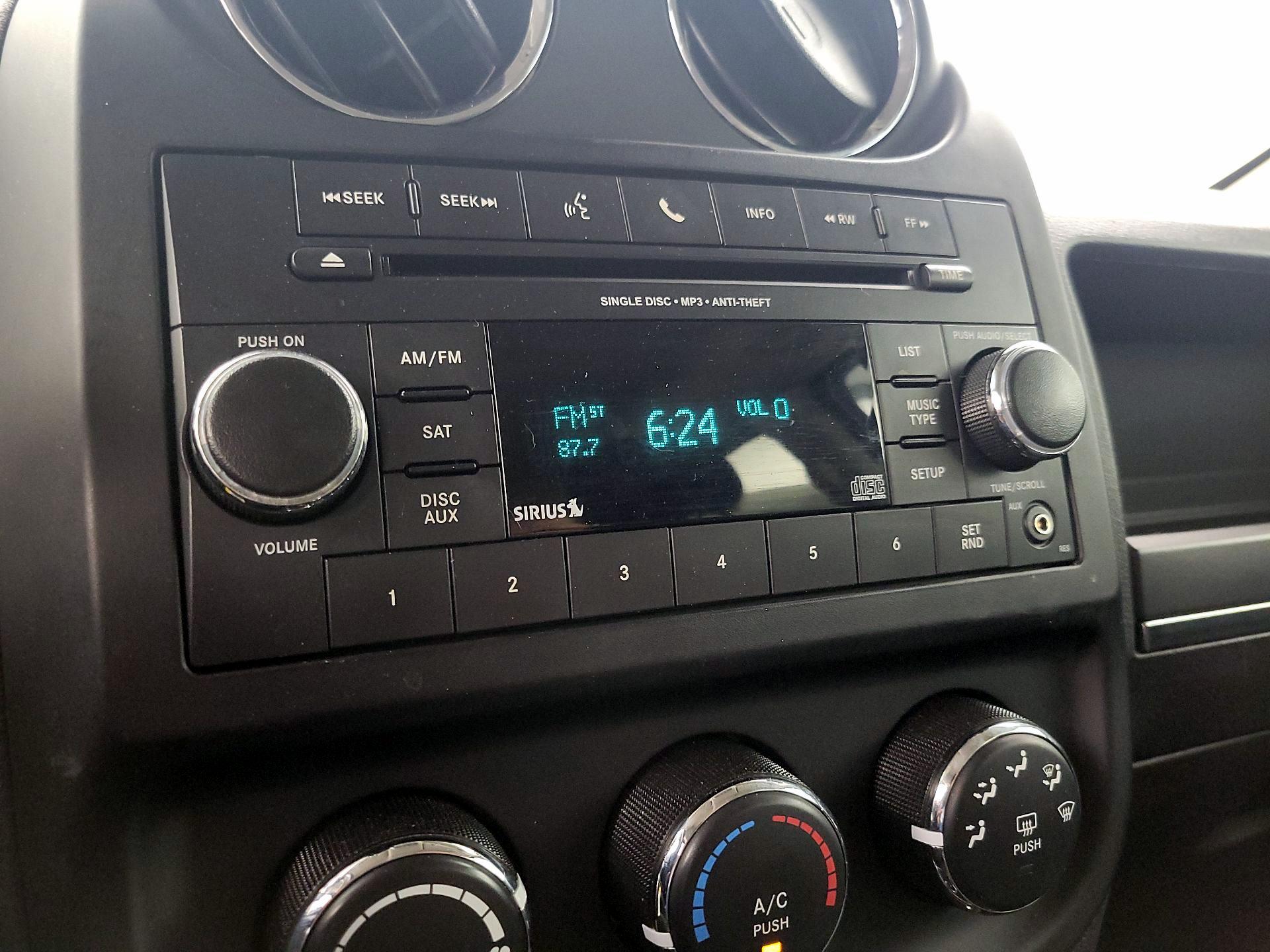 Thumbnail: 2017 Jeep Patriot - 13