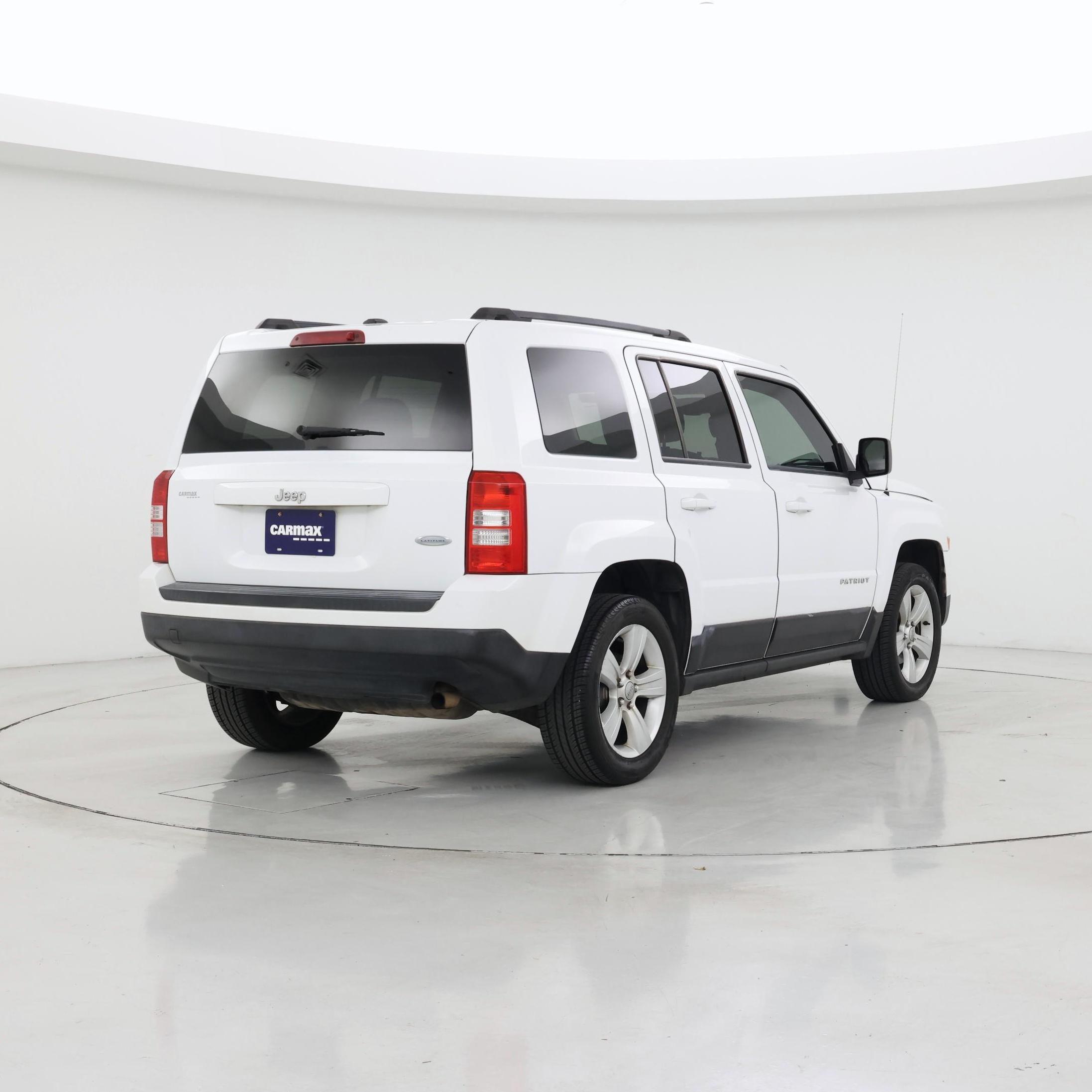 Thumbnail: 2017 Jeep Patriot - 8