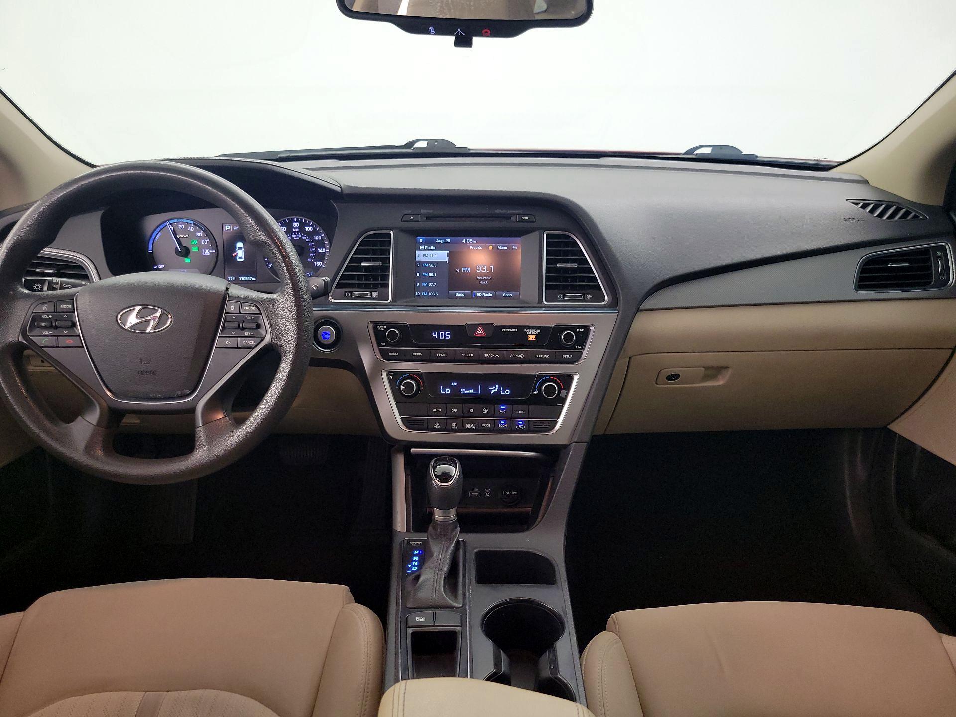 Thumbnail: 2017 Hyundai Sonata - 9