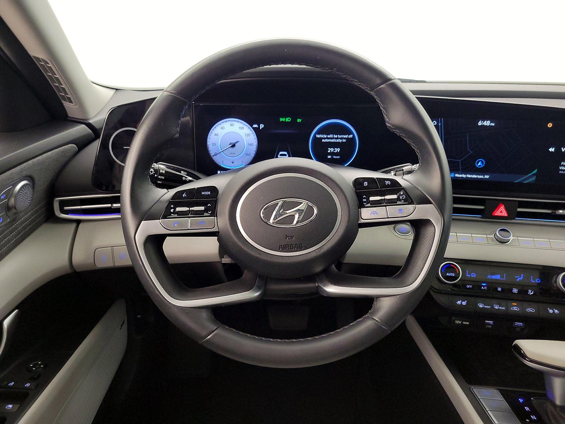 Thumbnail: 2023 Hyundai Elantra - 10