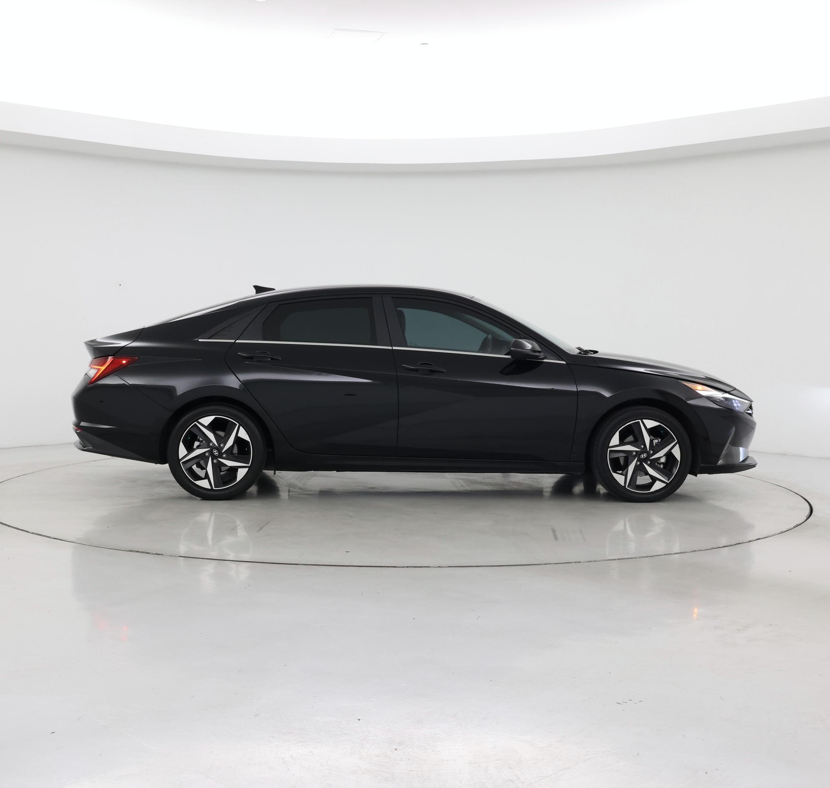 Thumbnail: 2023 Hyundai Elantra - 7