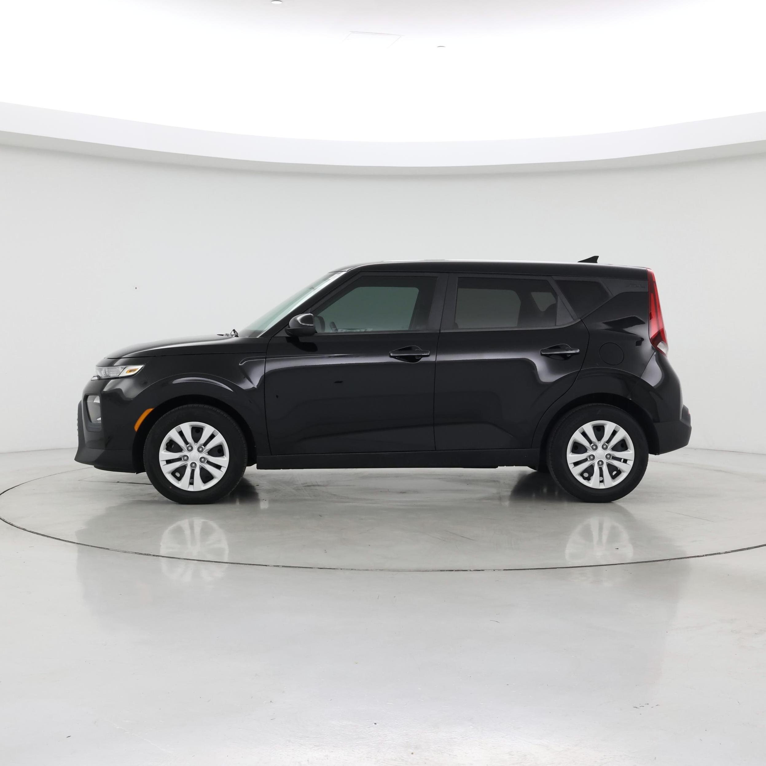 Thumbnail: 2022 Kia Soul - 3