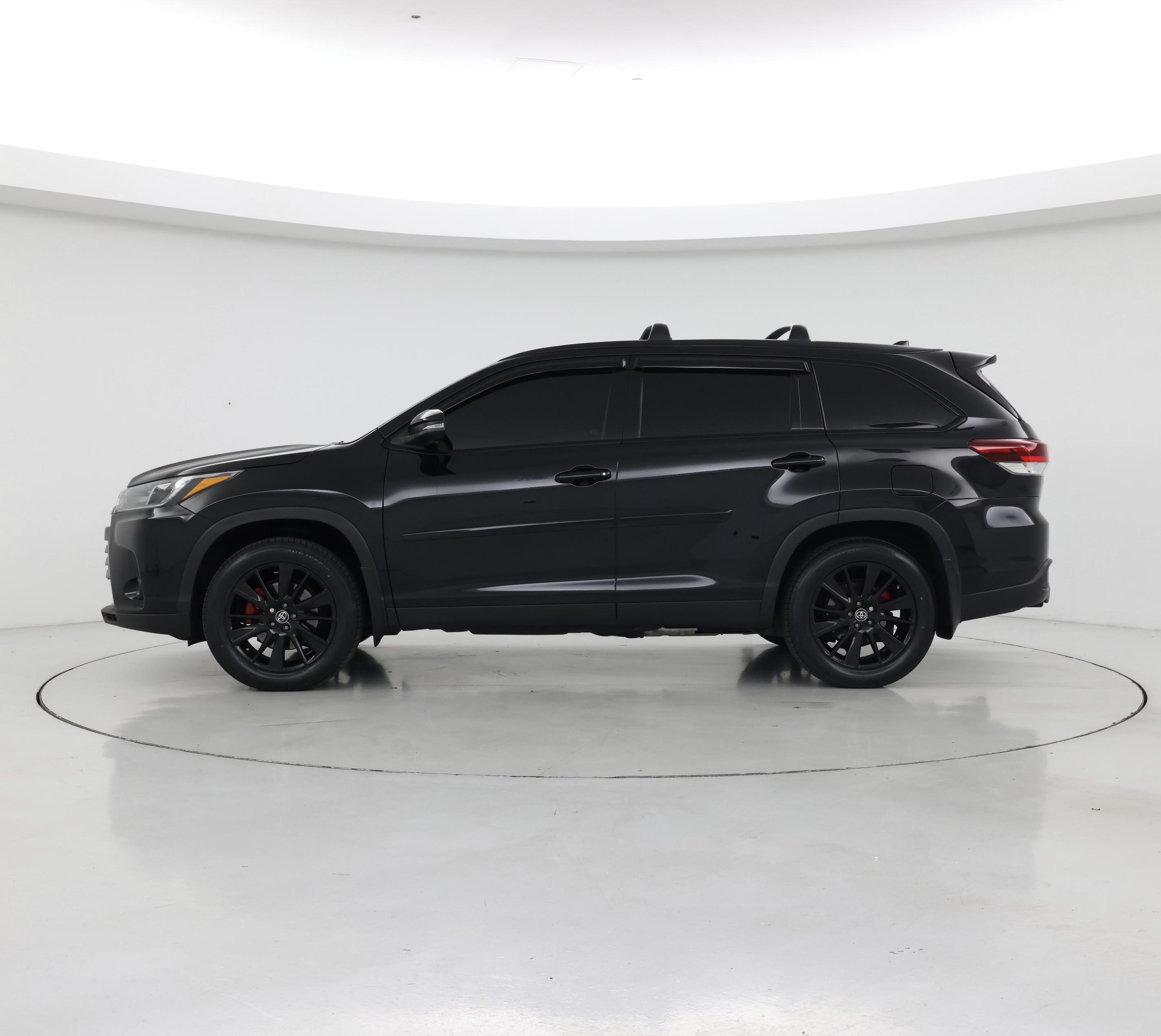 Thumbnail: 2019 Toyota Highlander - 3