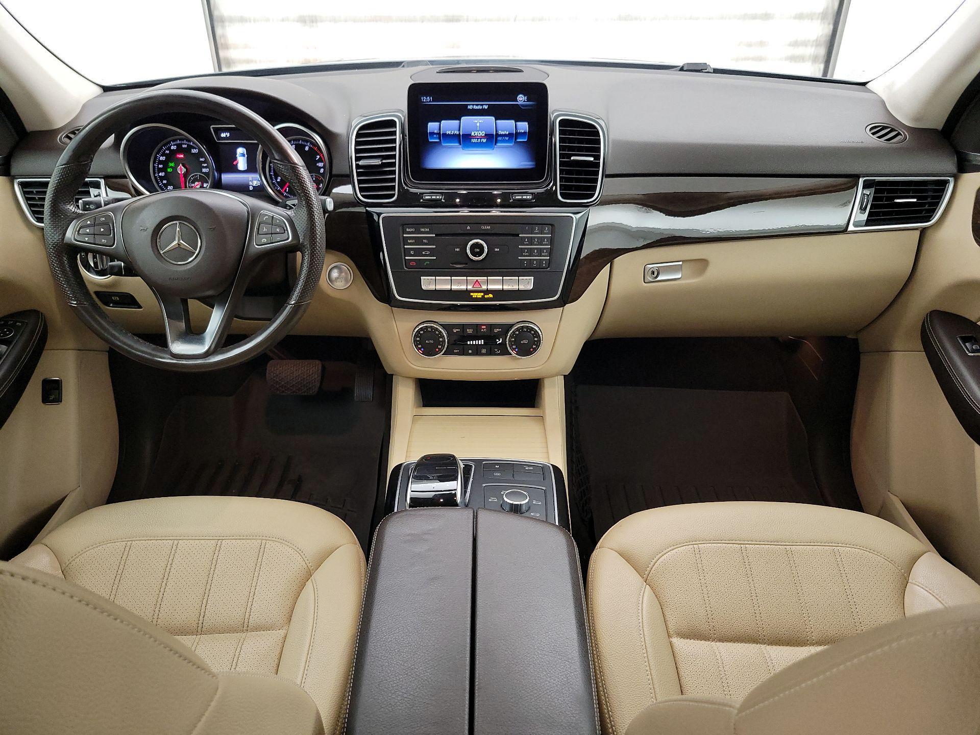 Thumbnail: 2018 Mercedes-Benz GLE - 9