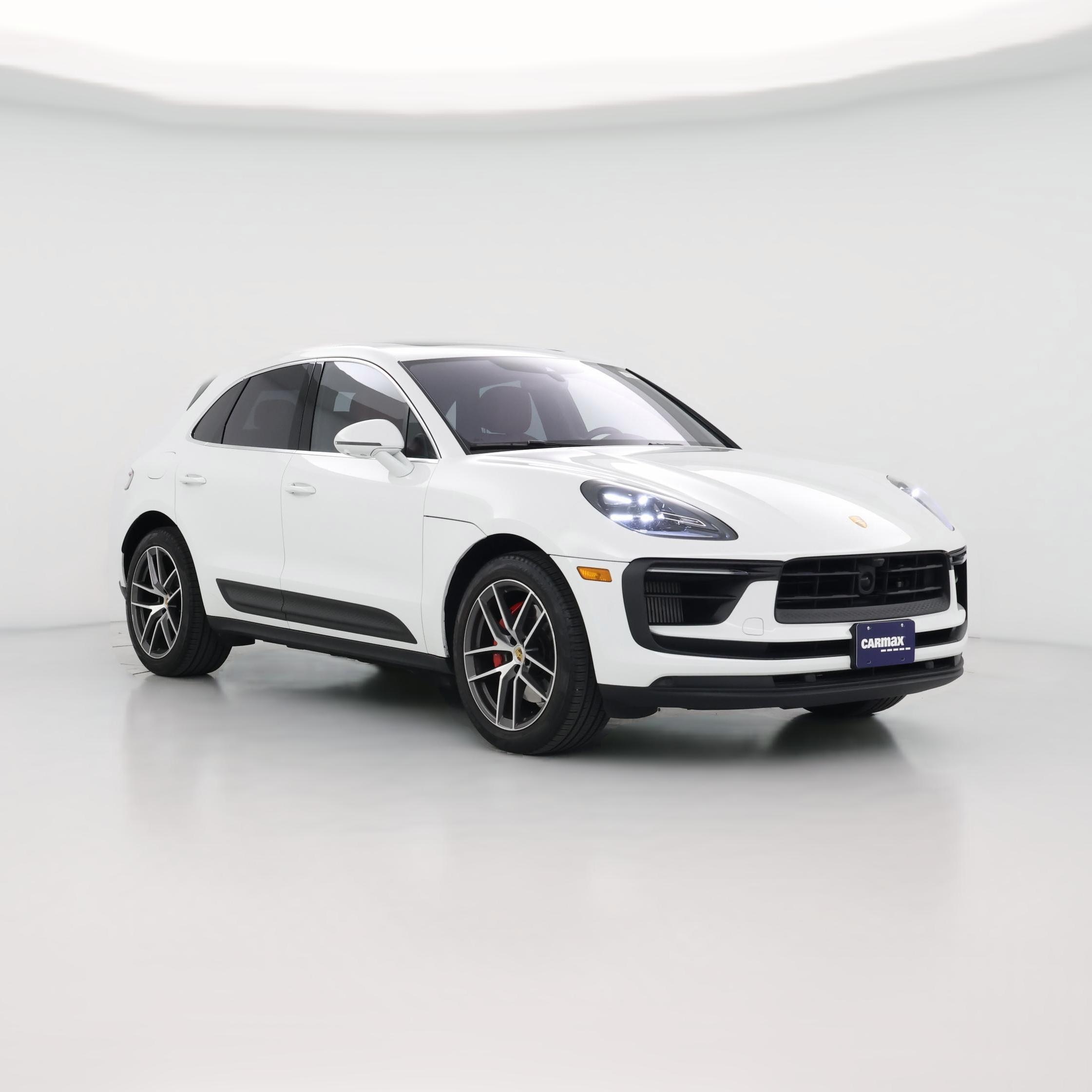 Thumbnail: 2022 Porsche Macan - 1