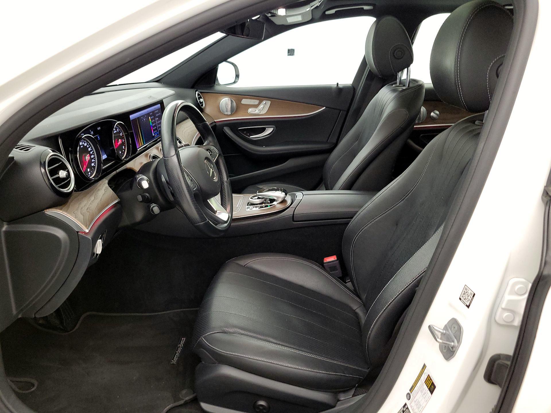 Thumbnail: 2018 Mercedes-Benz E-Class - 11