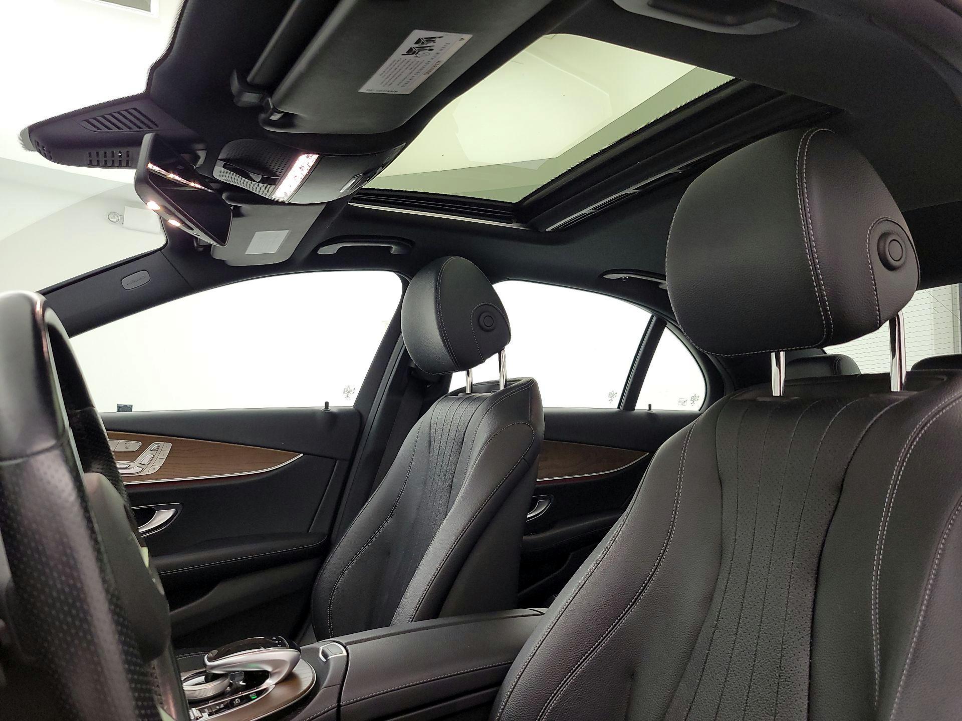 Thumbnail: 2018 Mercedes-Benz E-Class - 20