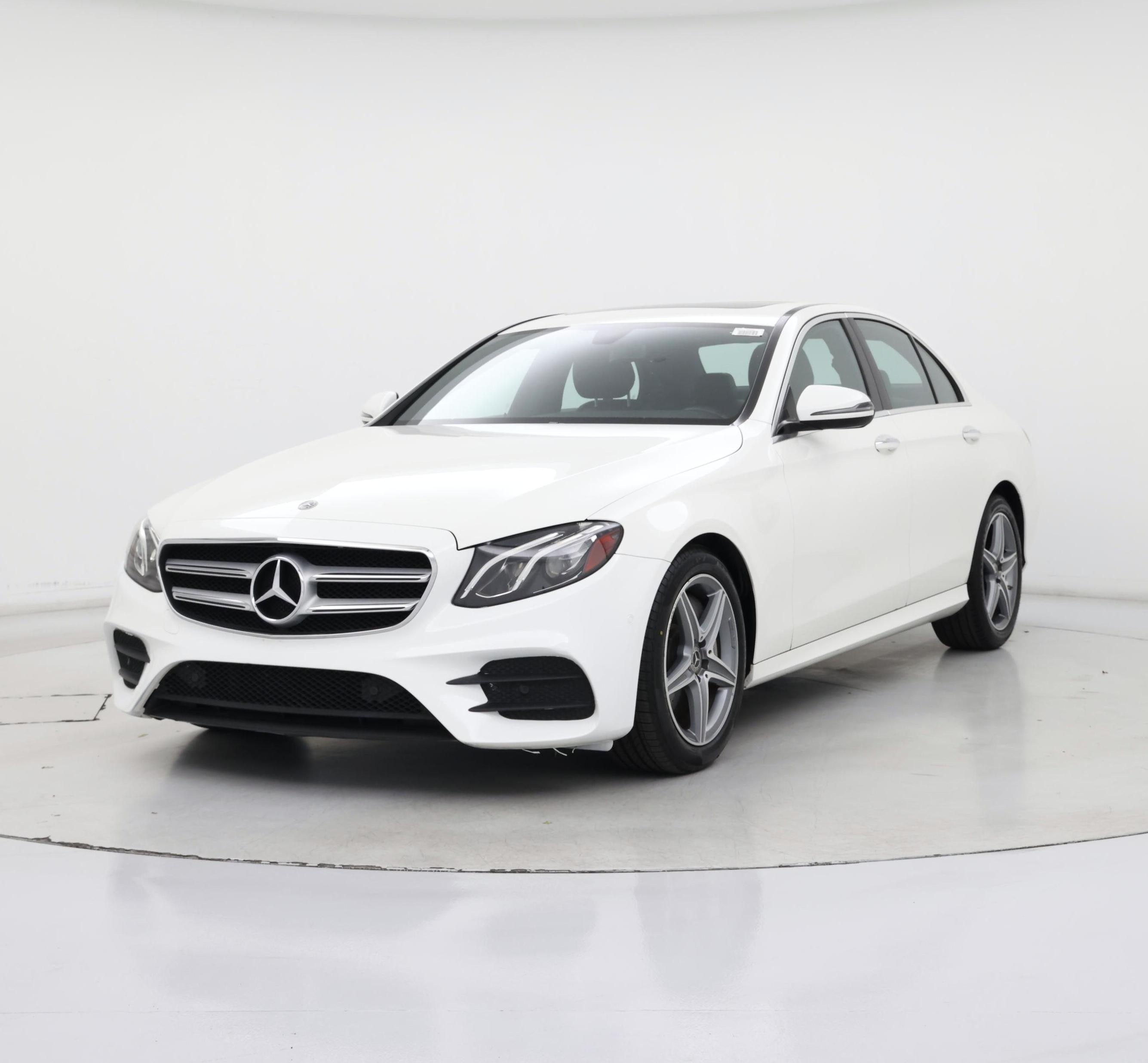 Thumbnail: 2018 Mercedes-Benz E-Class - 4