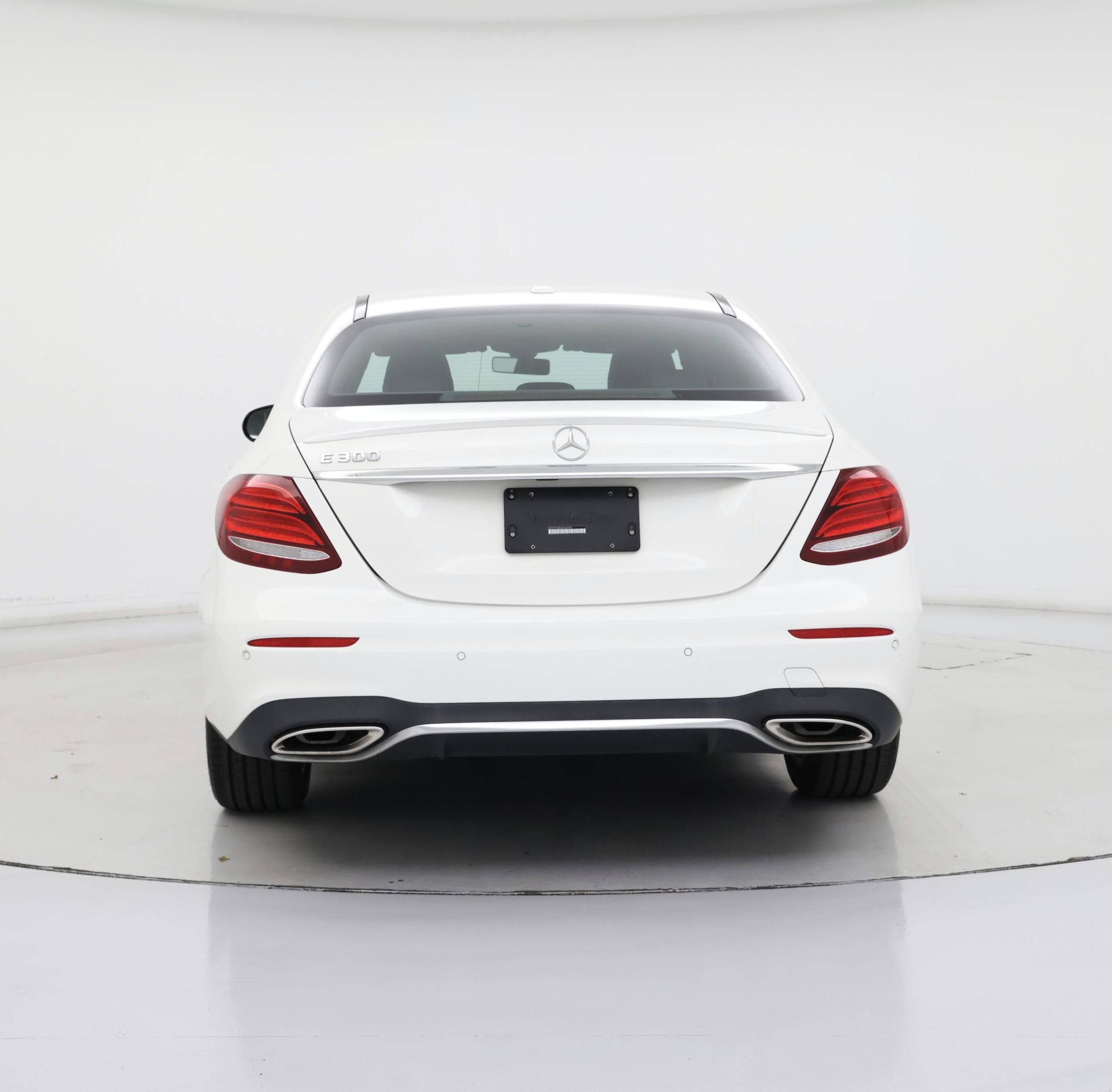 Thumbnail: 2018 Mercedes-Benz E-Class - 6