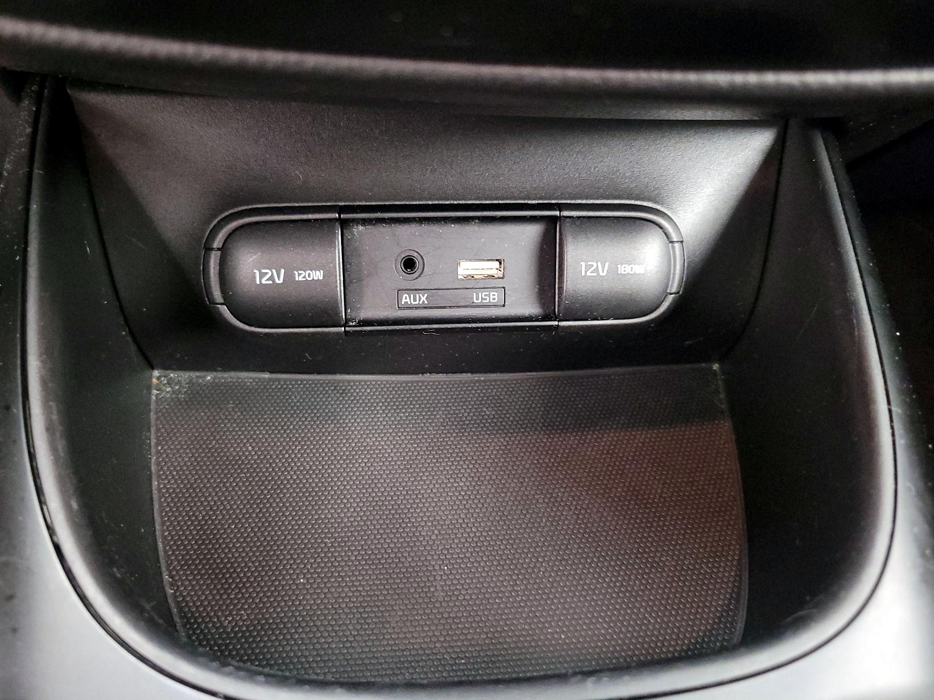 Thumbnail: 2018 Kia Soul - 17