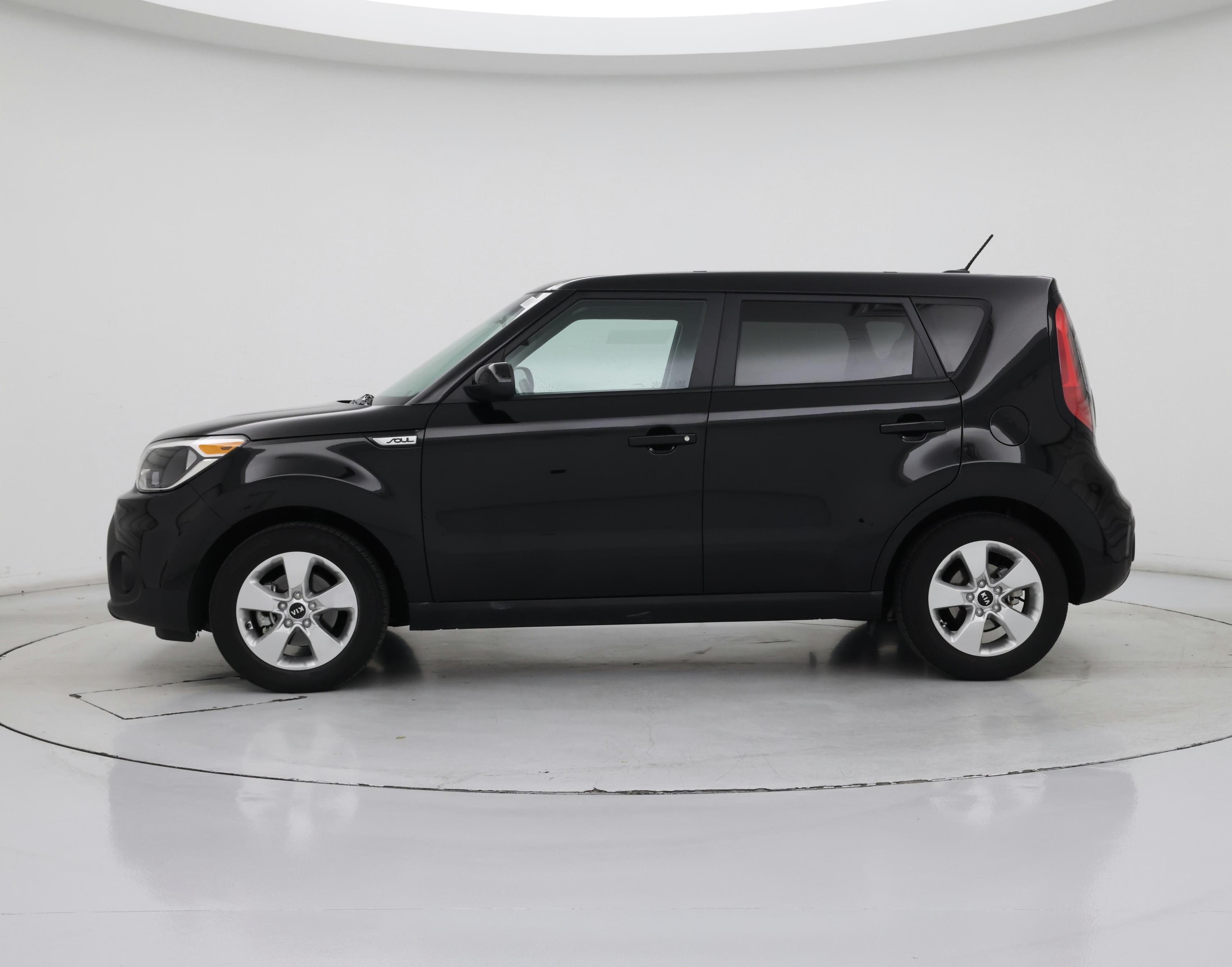 Thumbnail: 2018 Kia Soul - 3