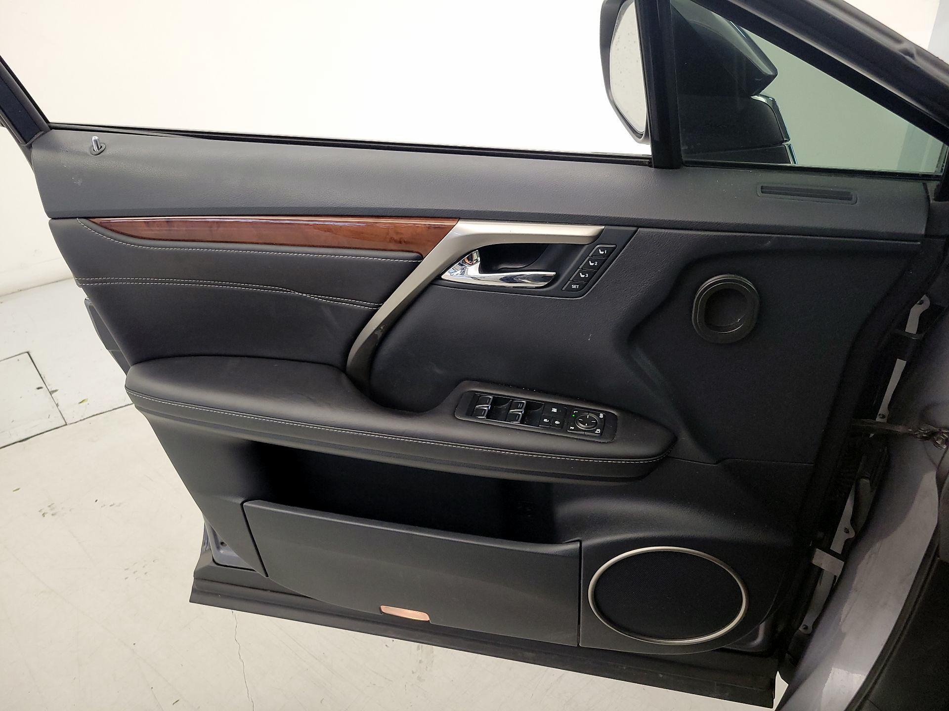 Thumbnail: 2016 Lexus RX - 12