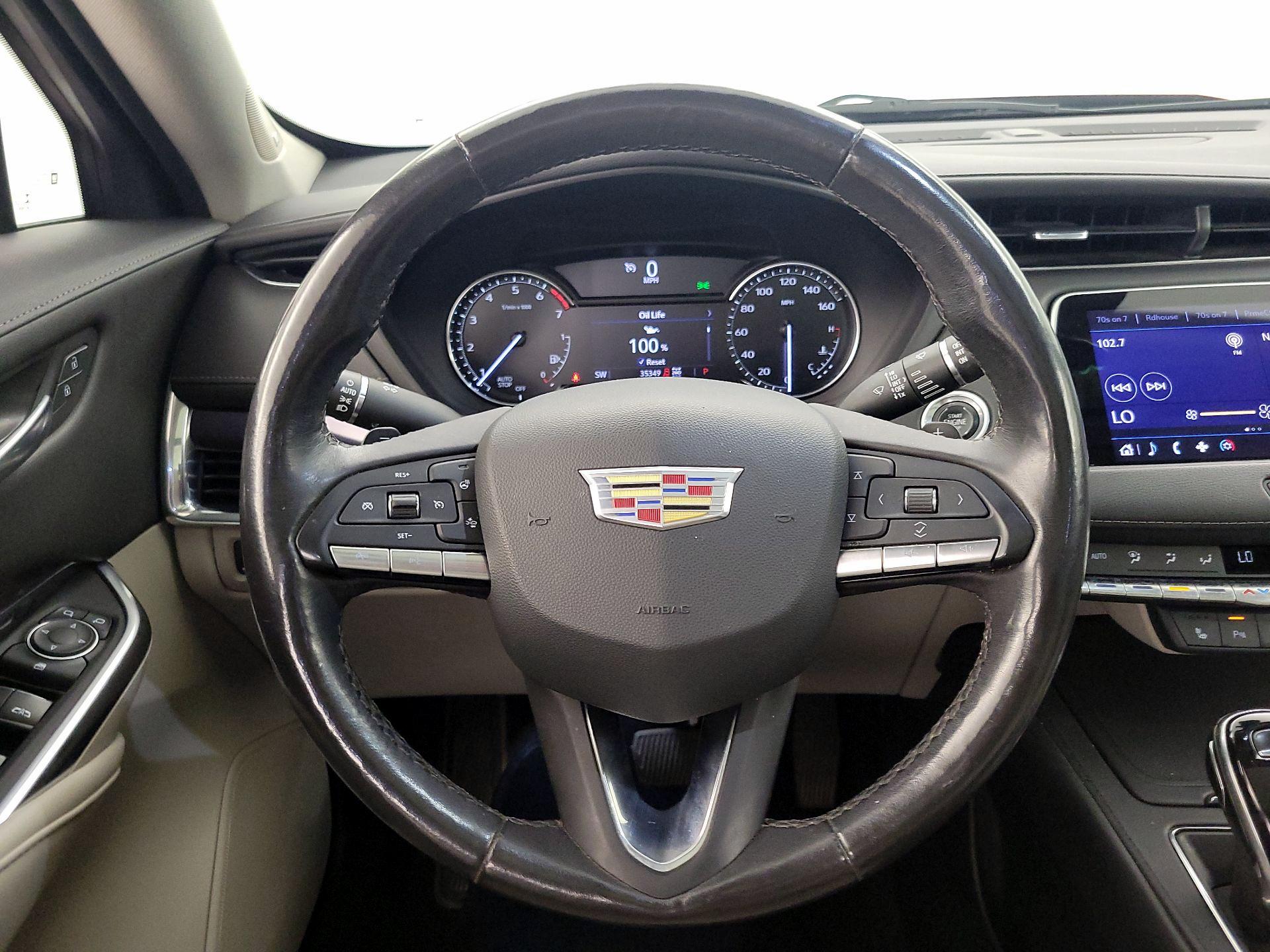 Thumbnail: 2023 Cadillac XT4 - 10