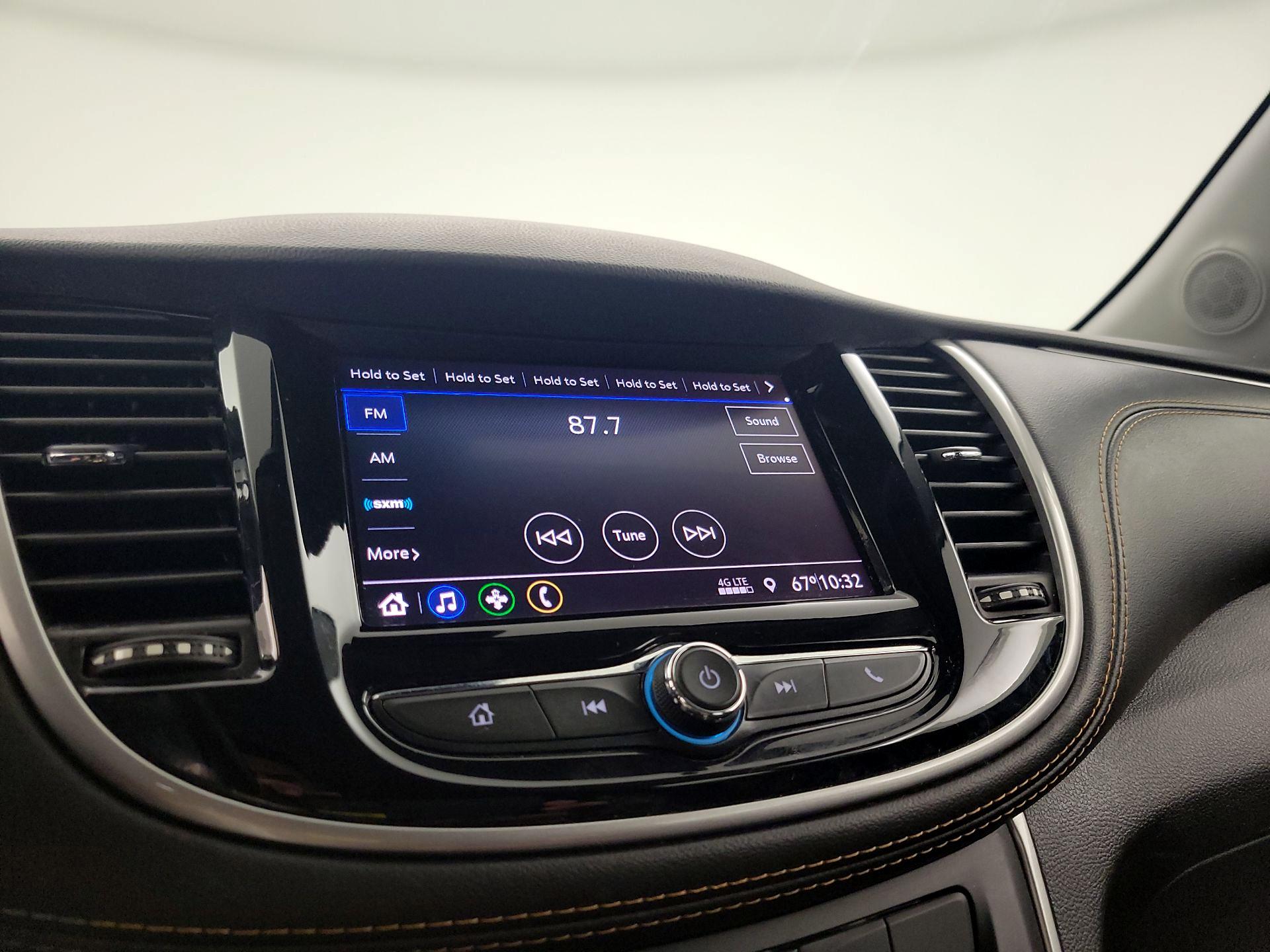 Thumbnail: 2021 Chevrolet Trax - 15