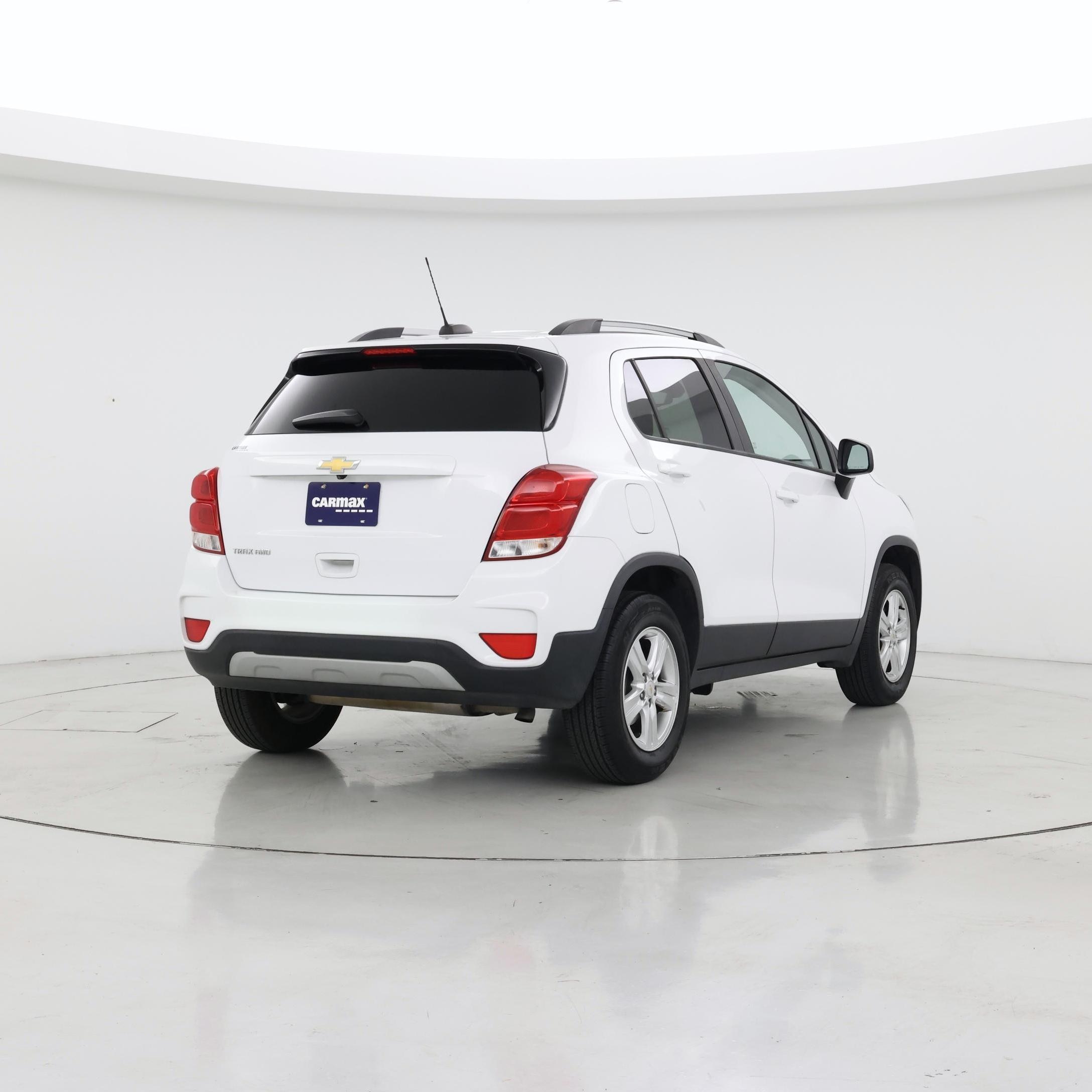 Thumbnail: 2021 Chevrolet Trax - 8
